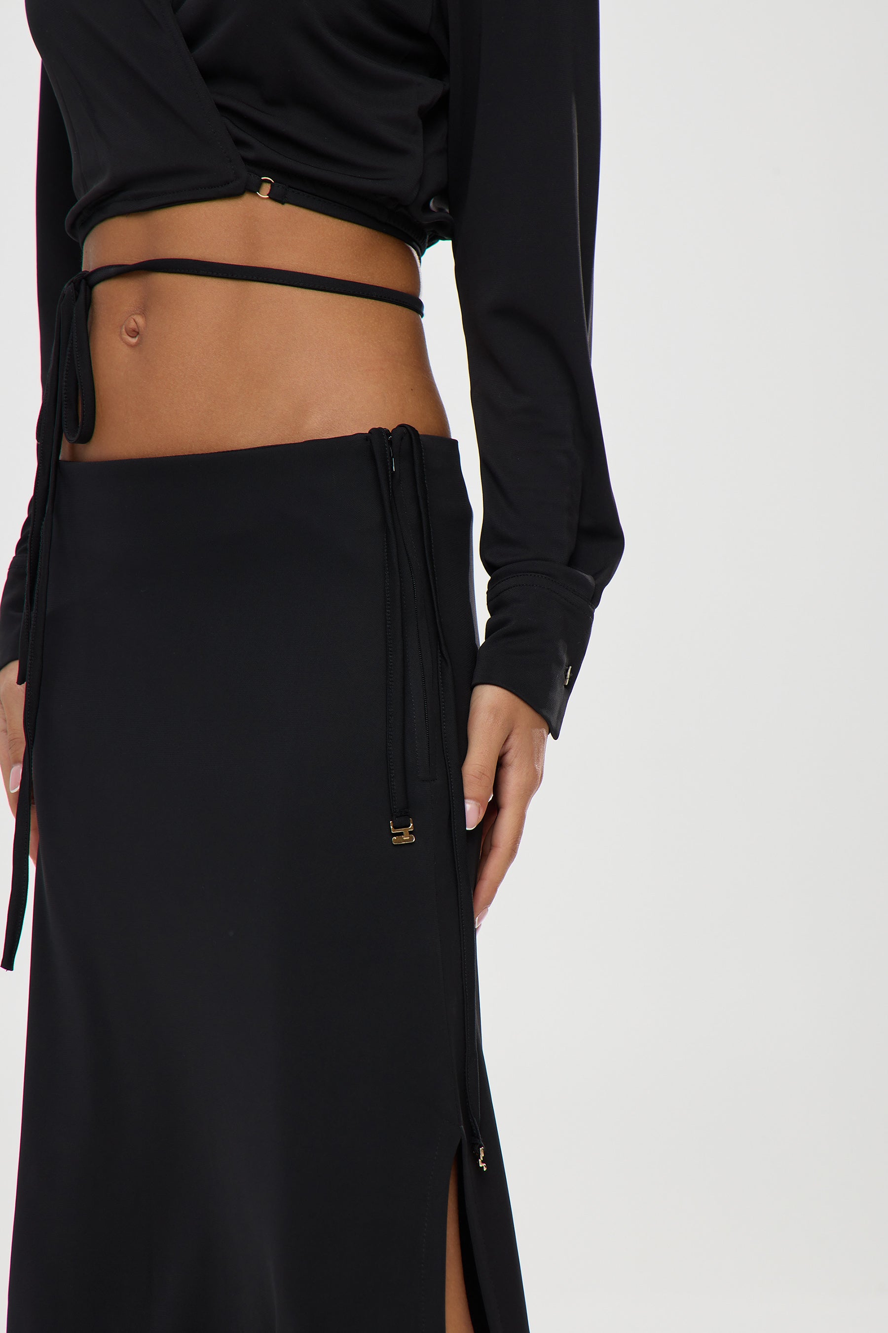 חצאית 7/8 אמזון