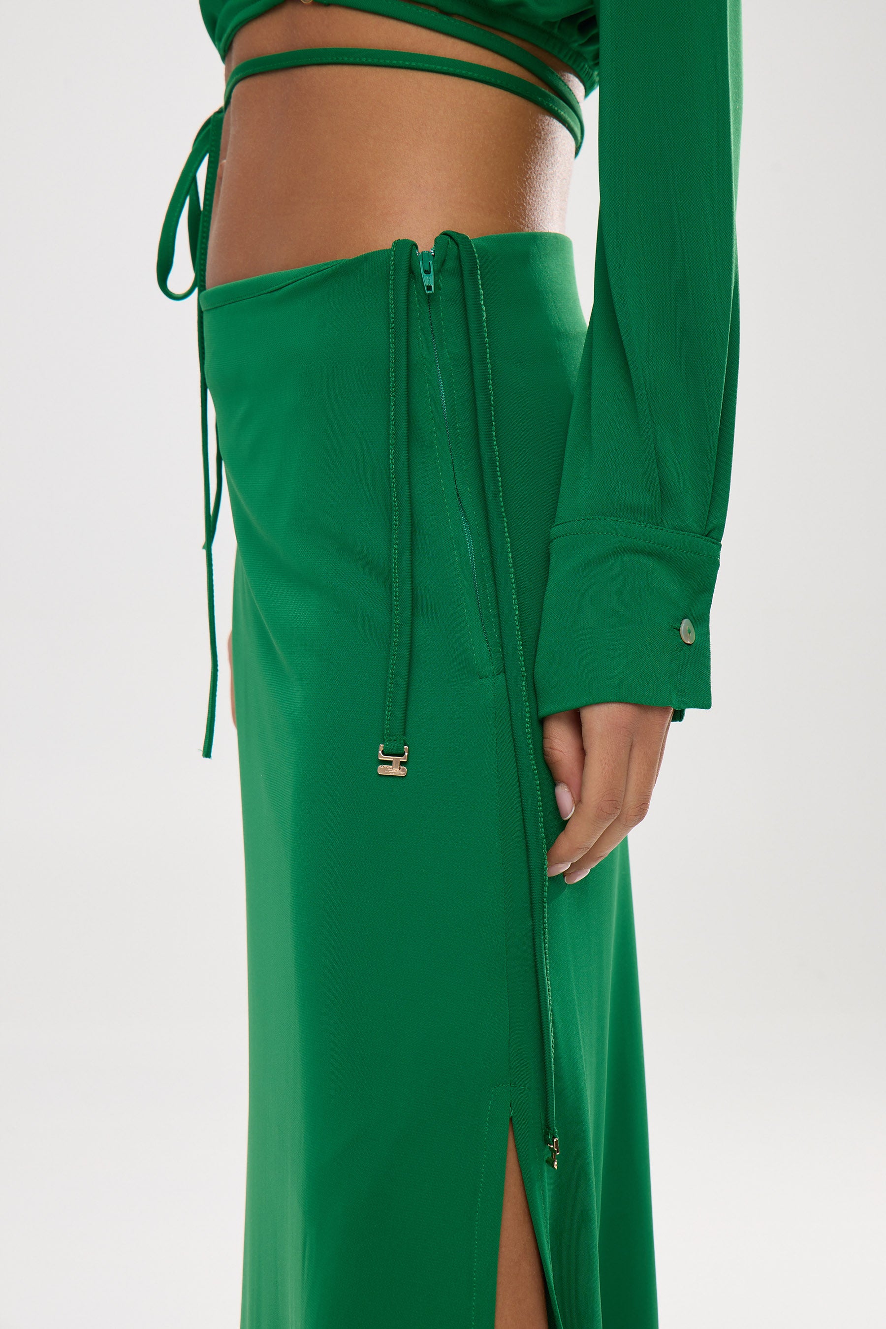 חצאית 7/8 אמזון