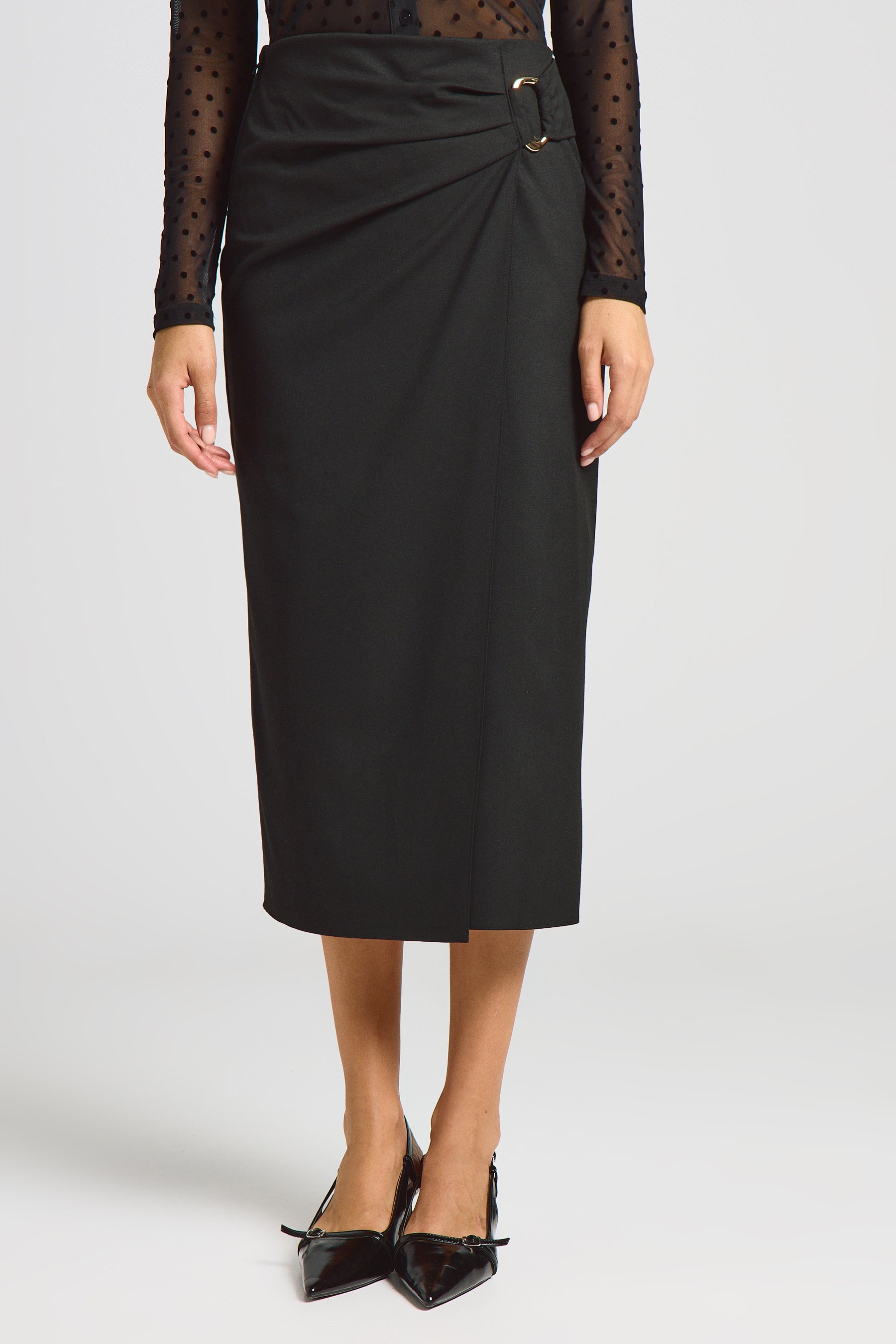 חצאית מעטפת עם אבנים