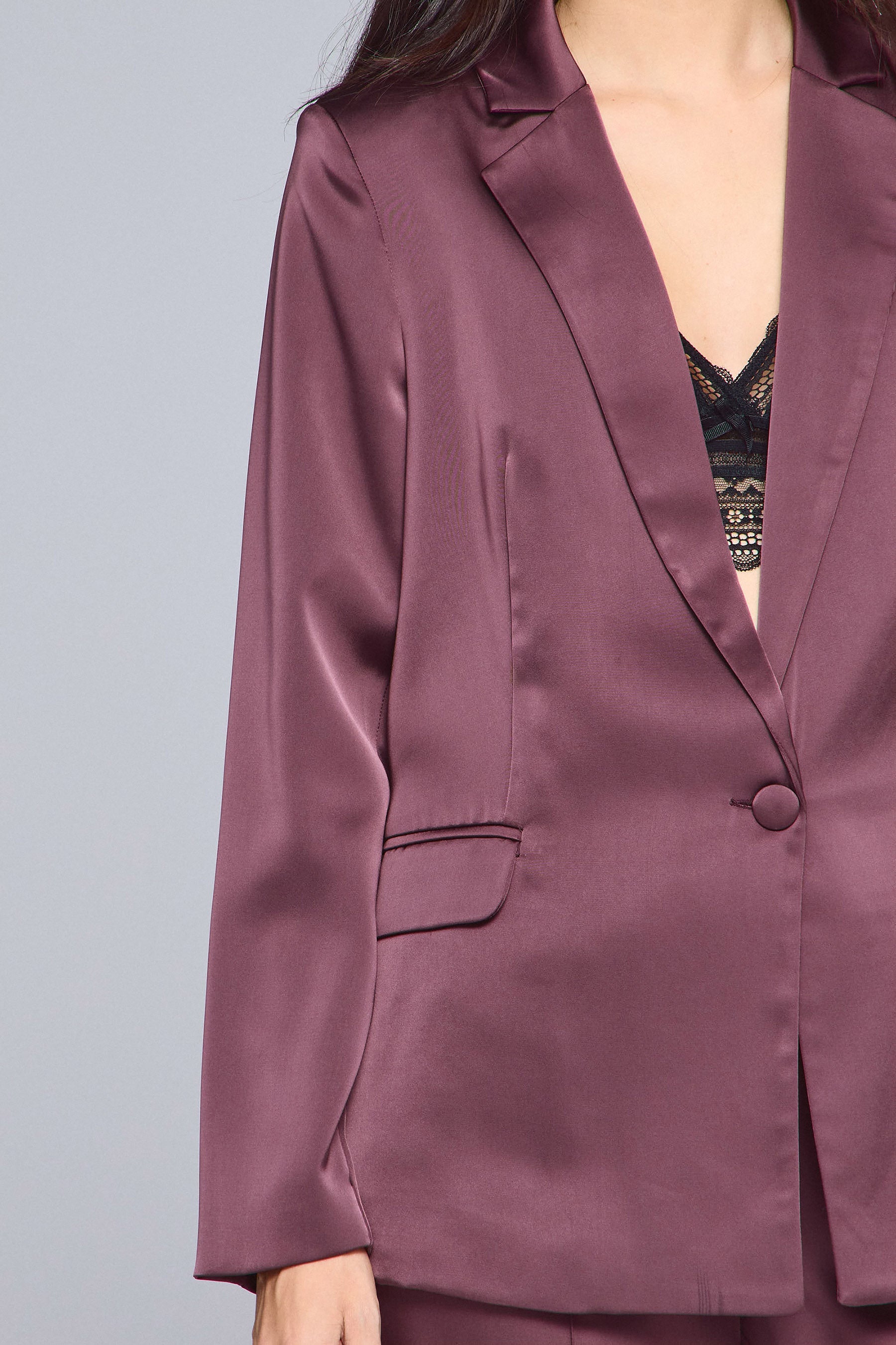 גיקט מחויט עם כיסים