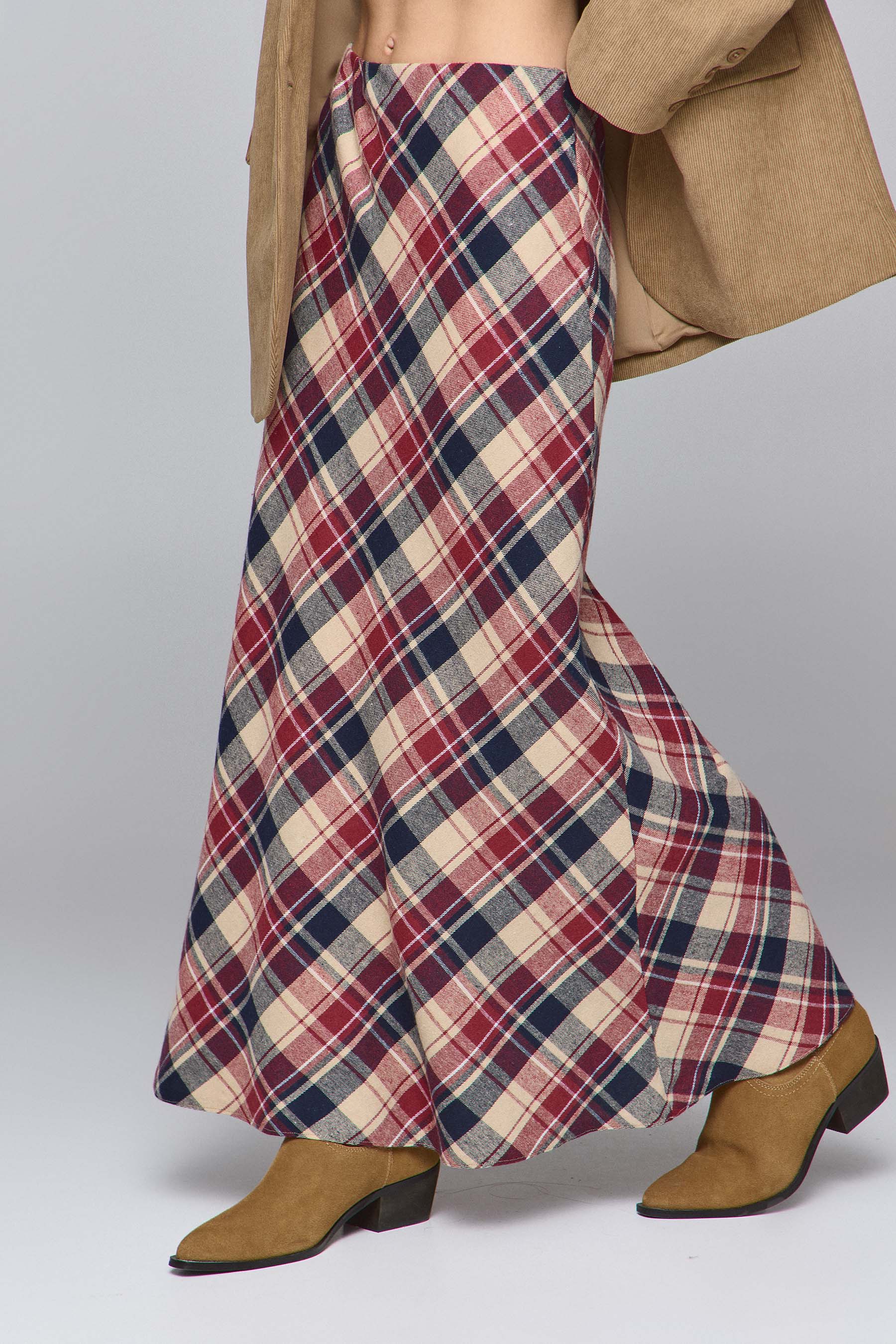 חצאית משובצת אנה