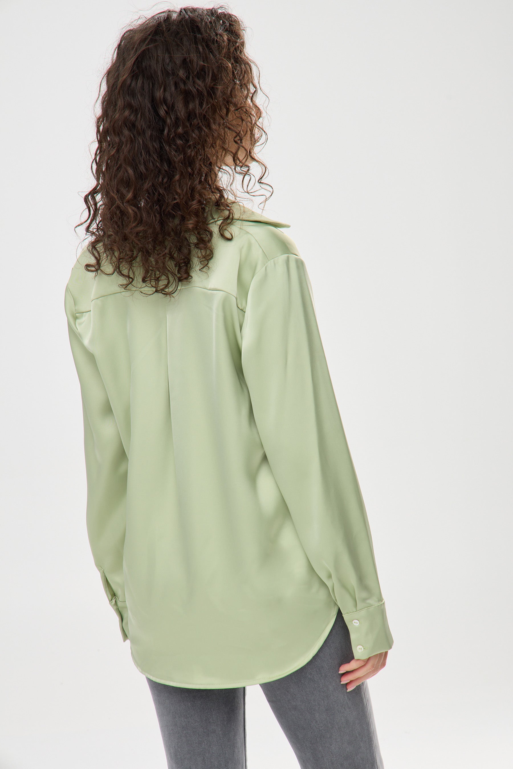 חולצה סאטן שרוולים ארוכים ניו