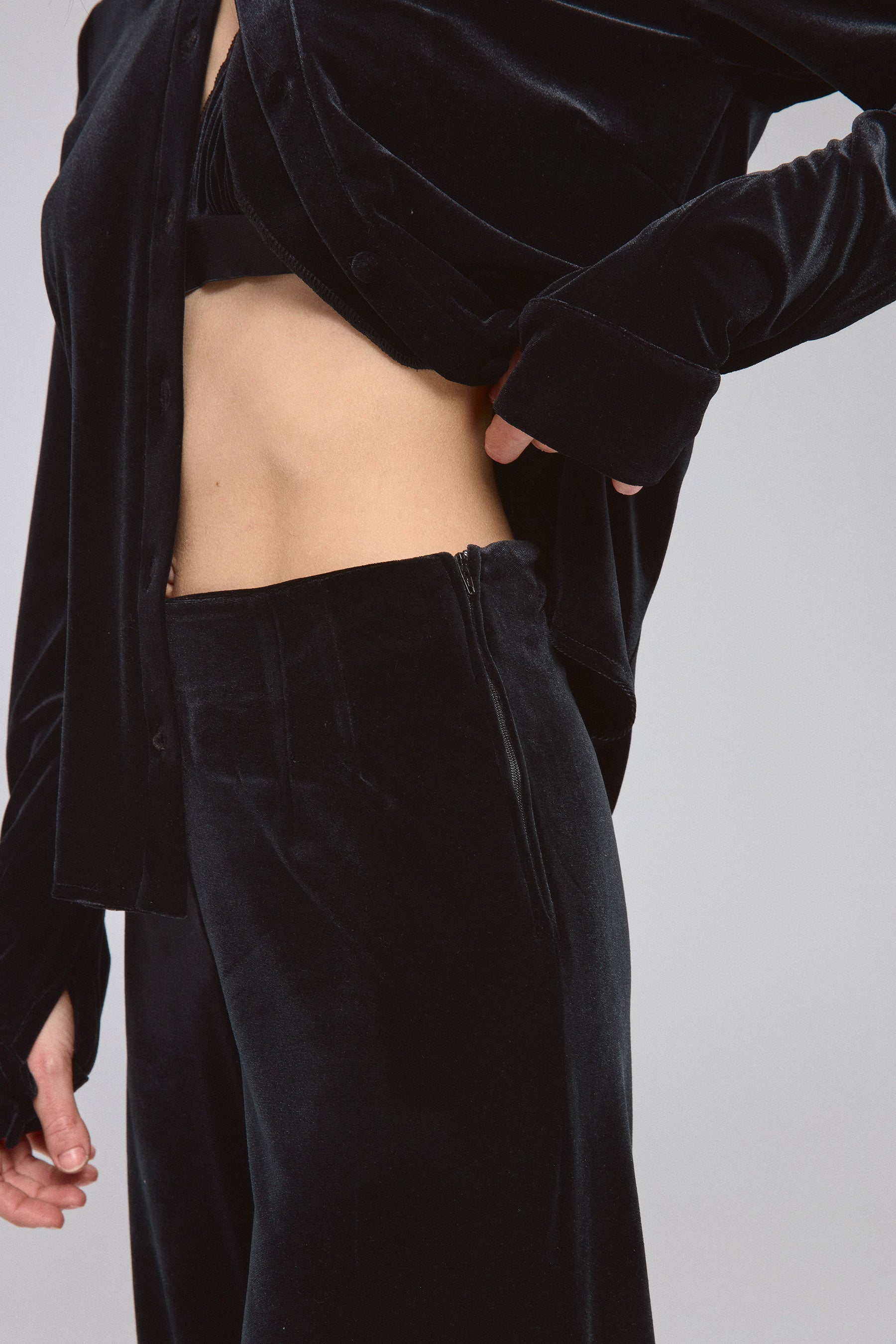 מכנסי קטיפה רחבים