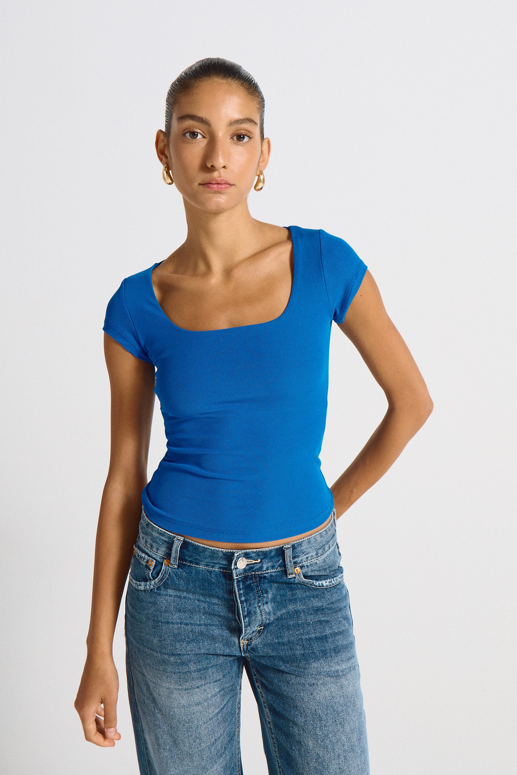 טישירט לינדה