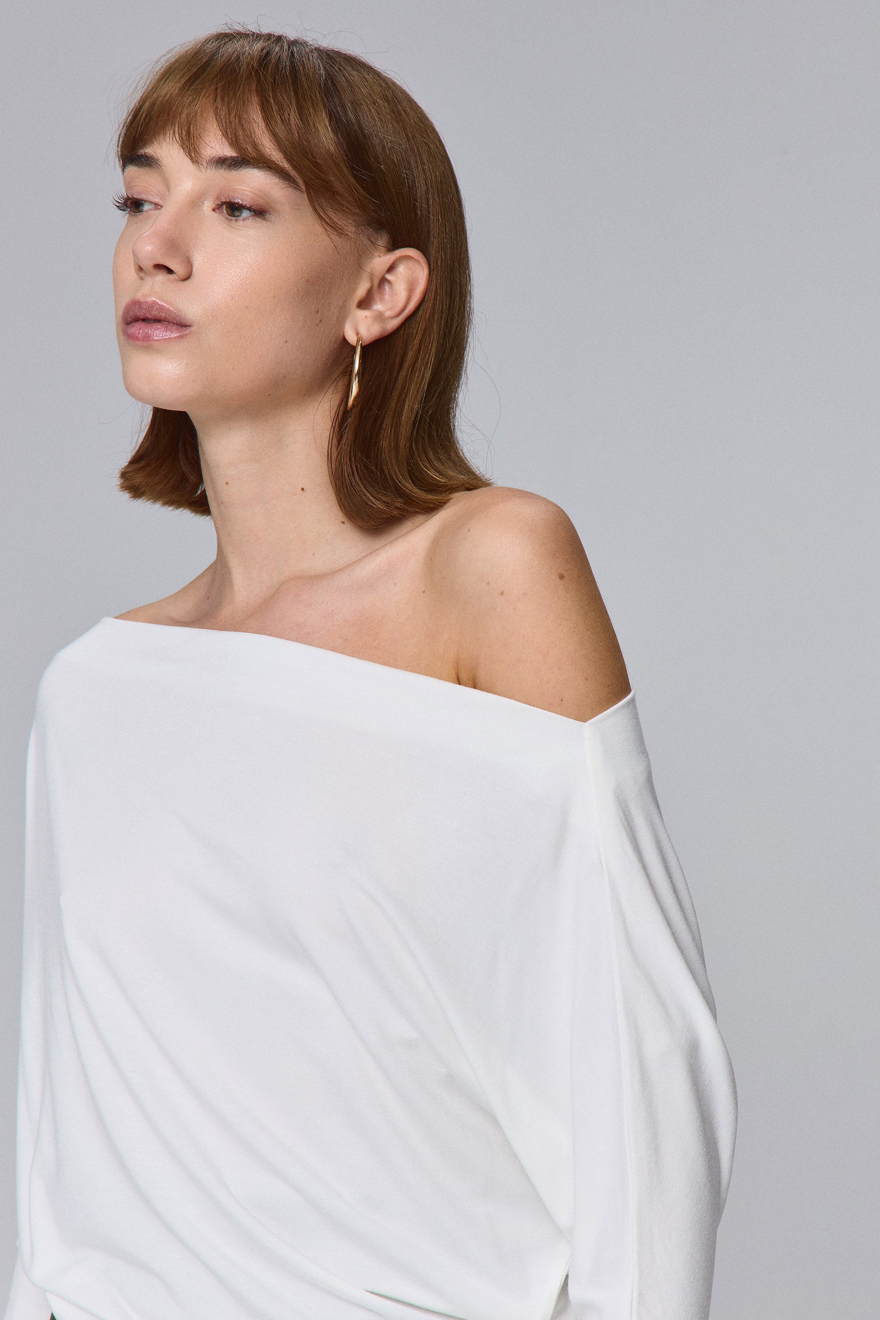 חולצת עטלף ארוכה