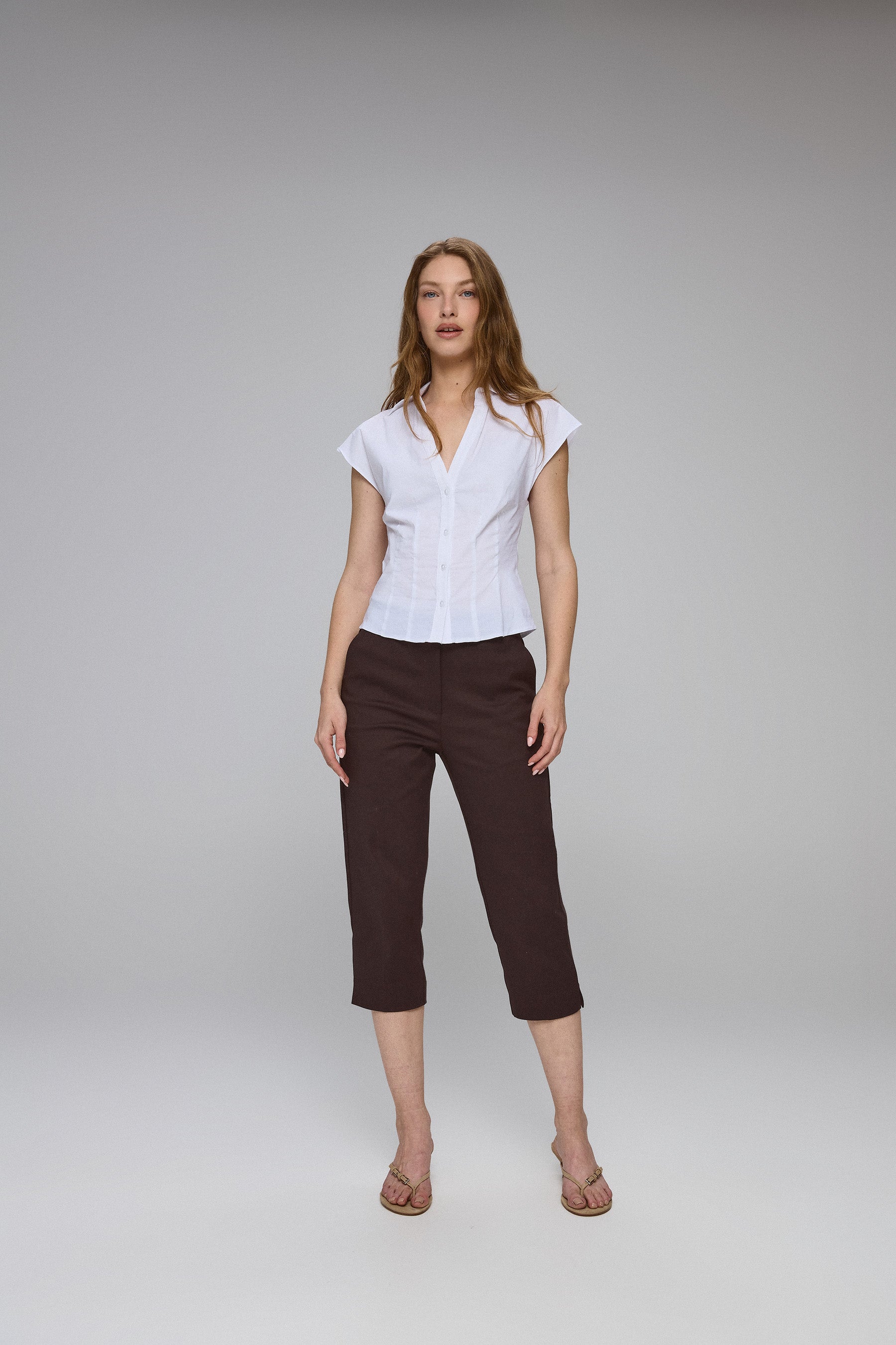 חולצה וי צמוד