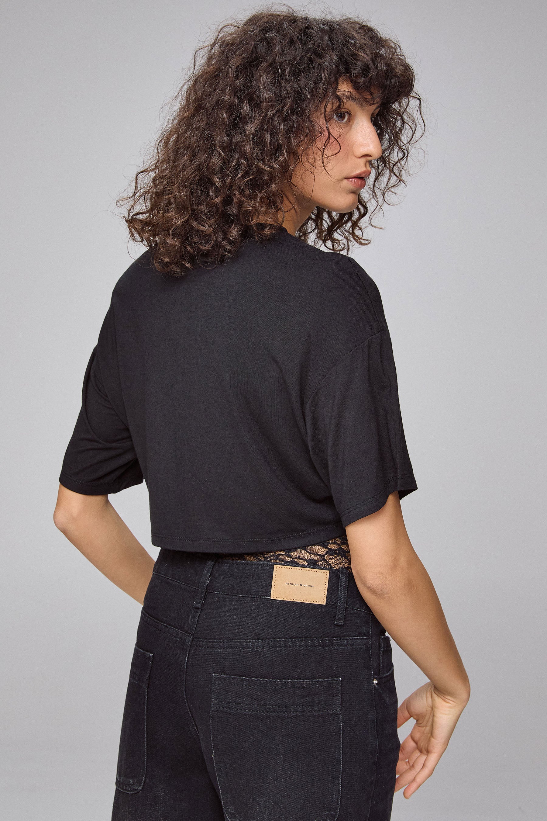 חולצת חישוק עם בגד גוף