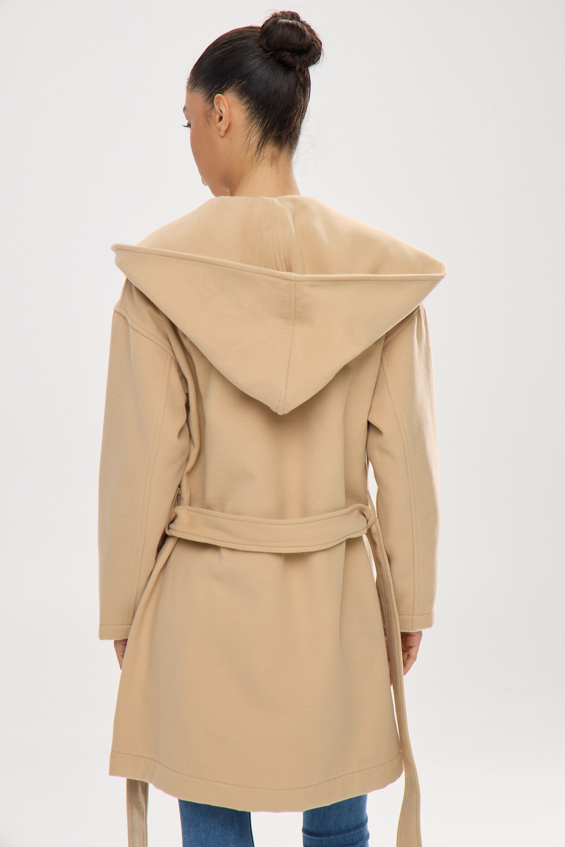 מעיל צמר צווארון שאל