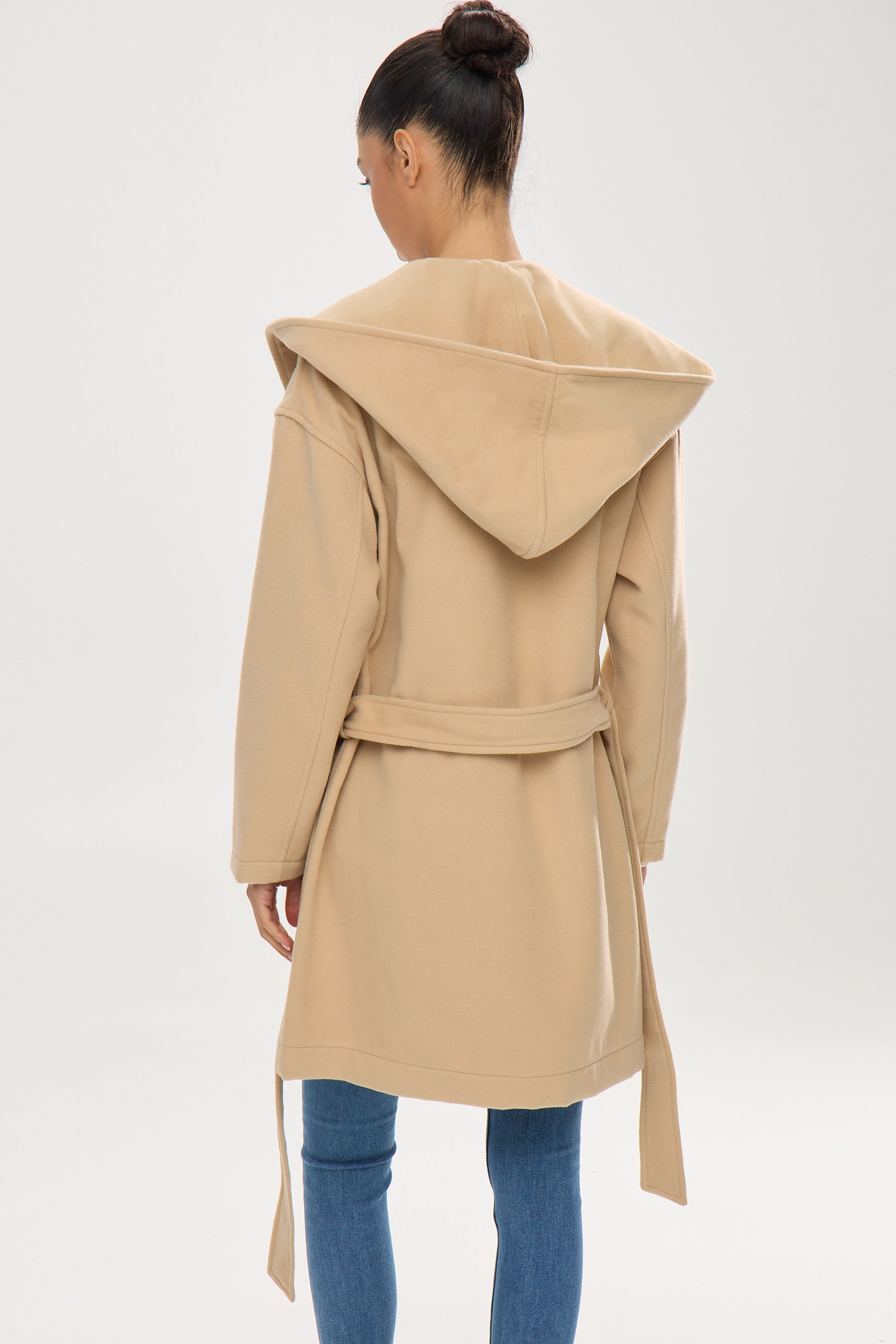 מעיל צמר צווארון שאל