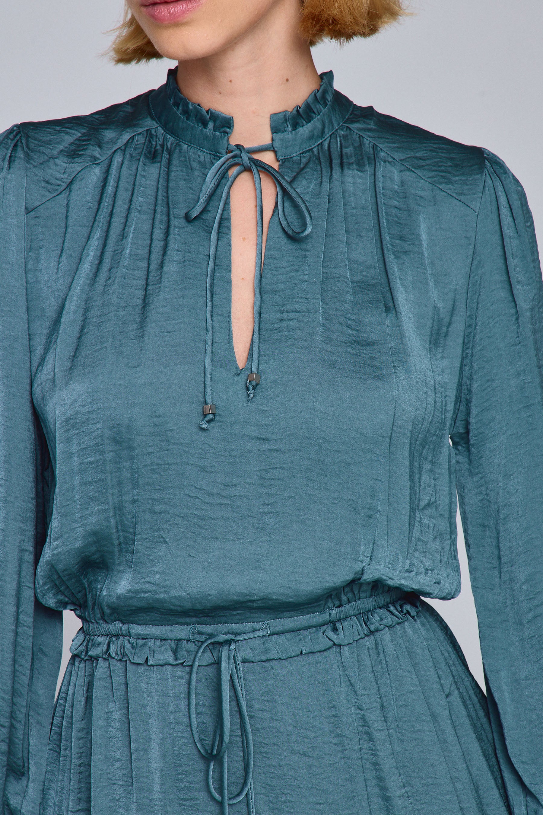 שמלת מיני פלו פלו