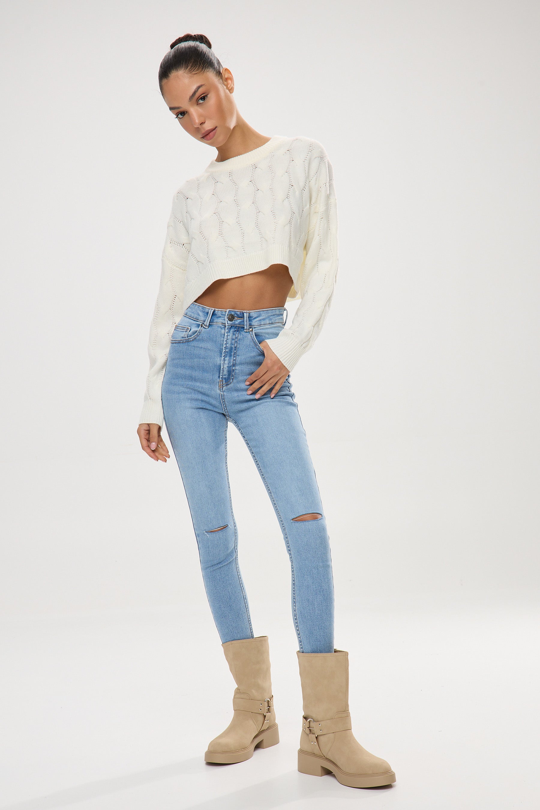 סקיני קרעים סאני