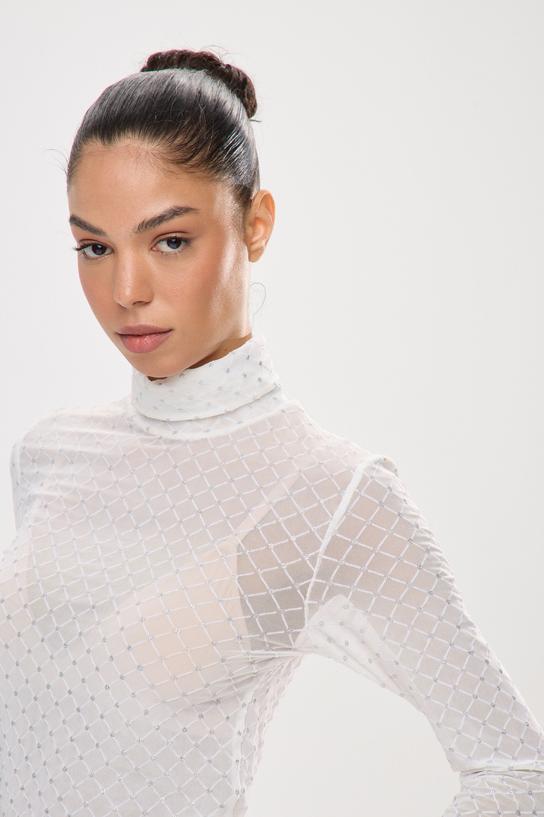 חולצת נויה רזיל