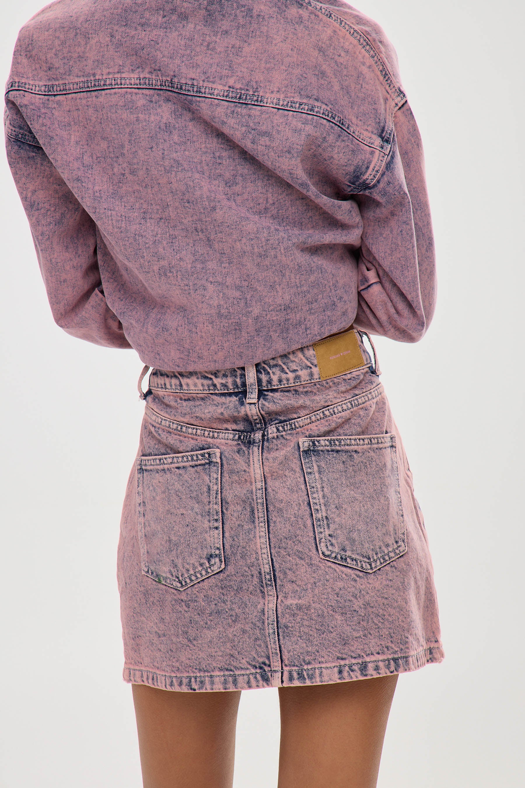 חצאית אסיד סגולה