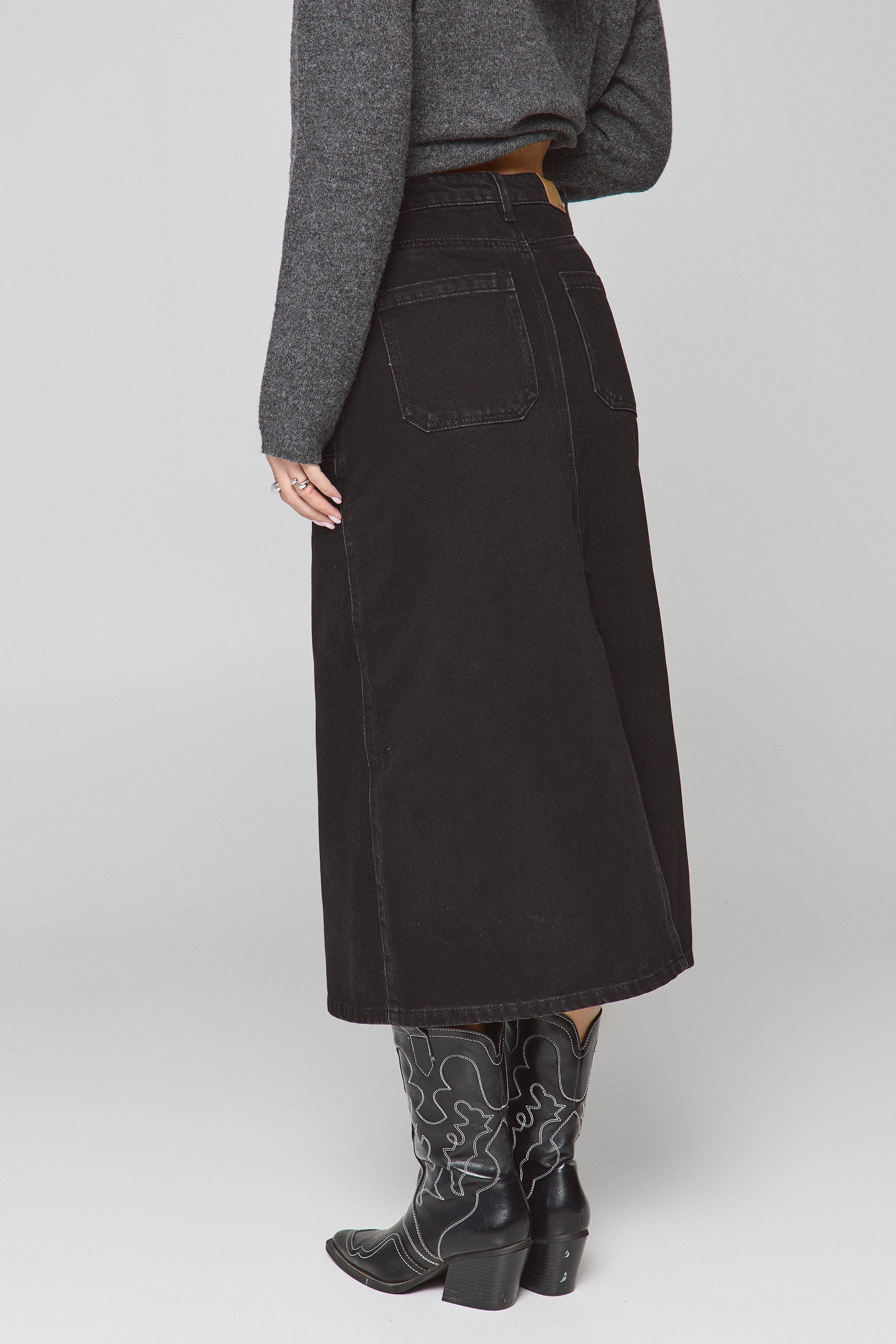 חצאית כיסי פטצ'