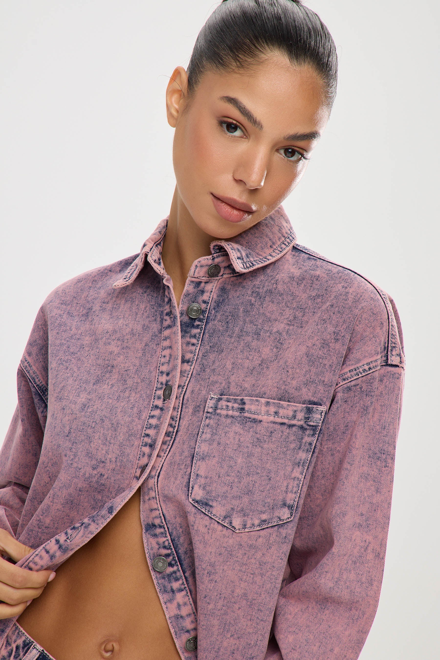 חולצת אסיד סגולה