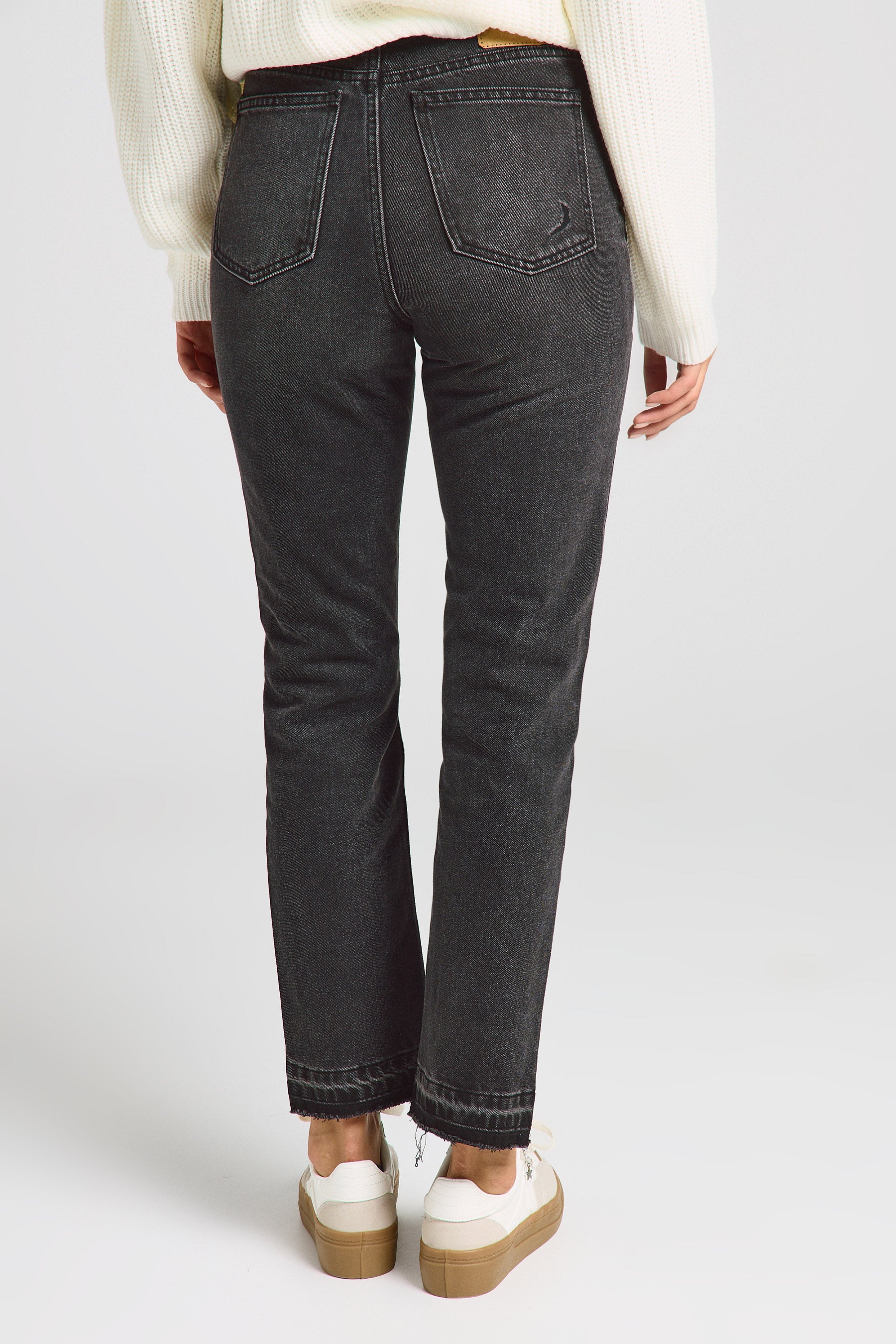 ג'ינס קרעים חגורה פרומה