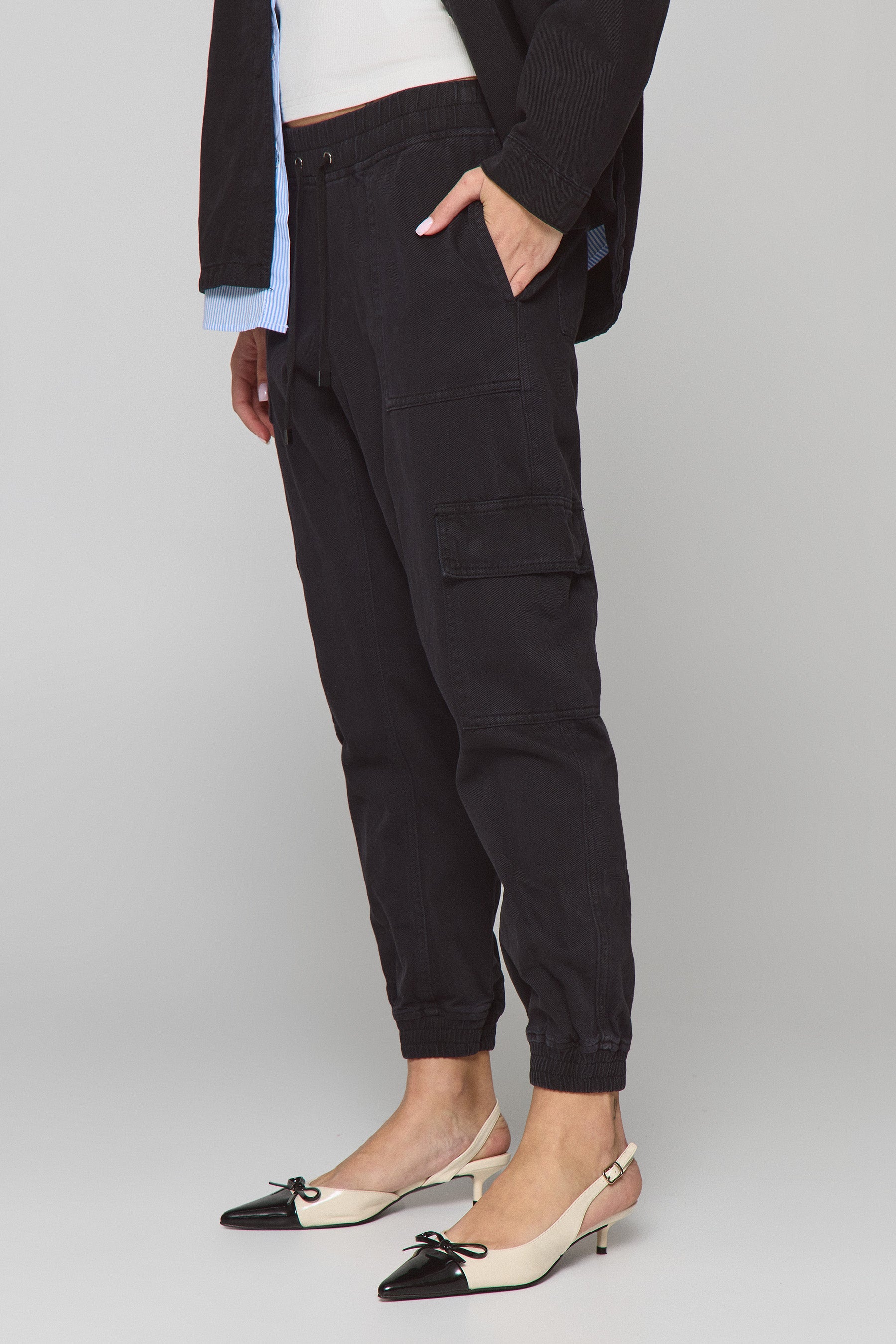 דגמח דריל נלי