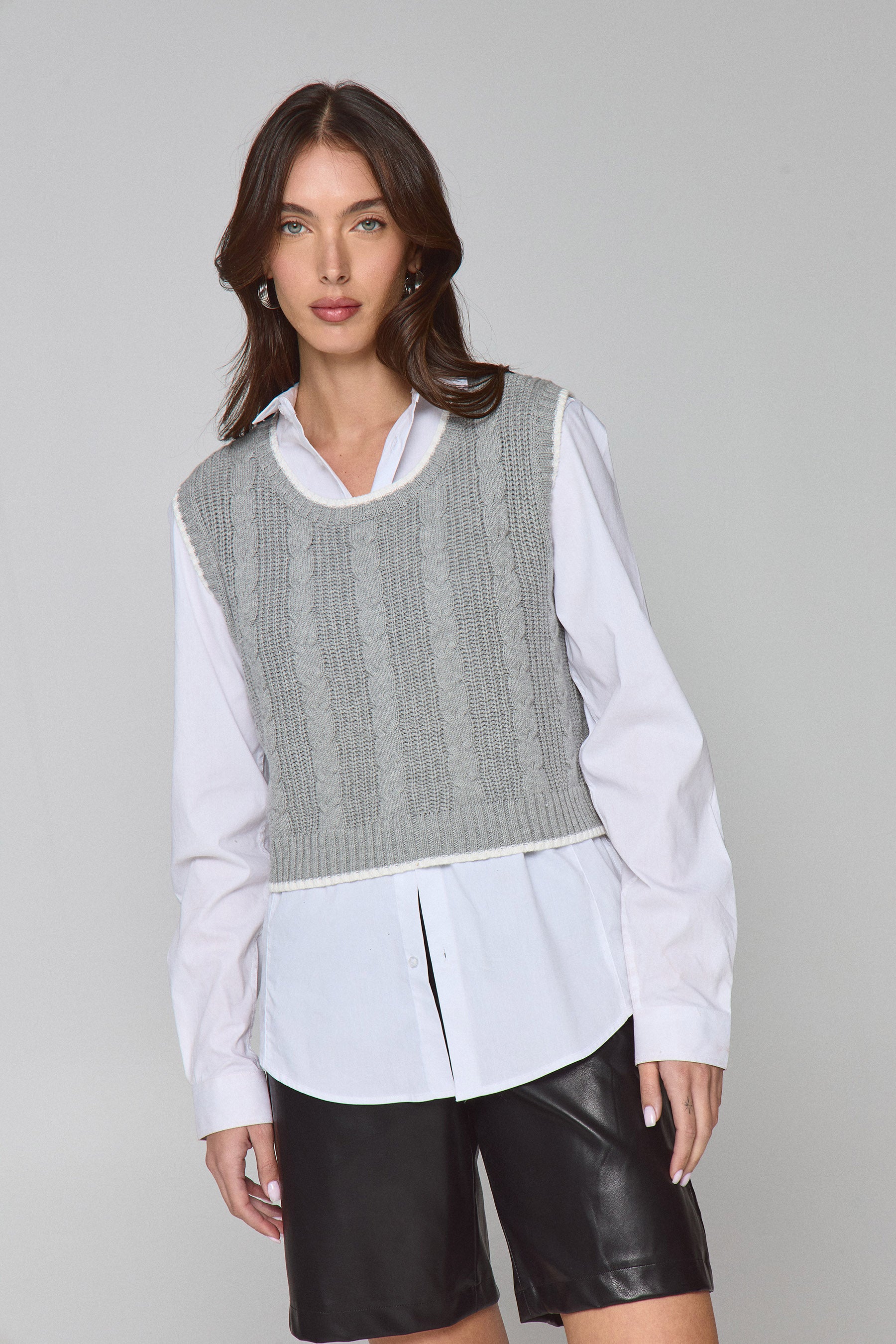 אפודה סרוגה