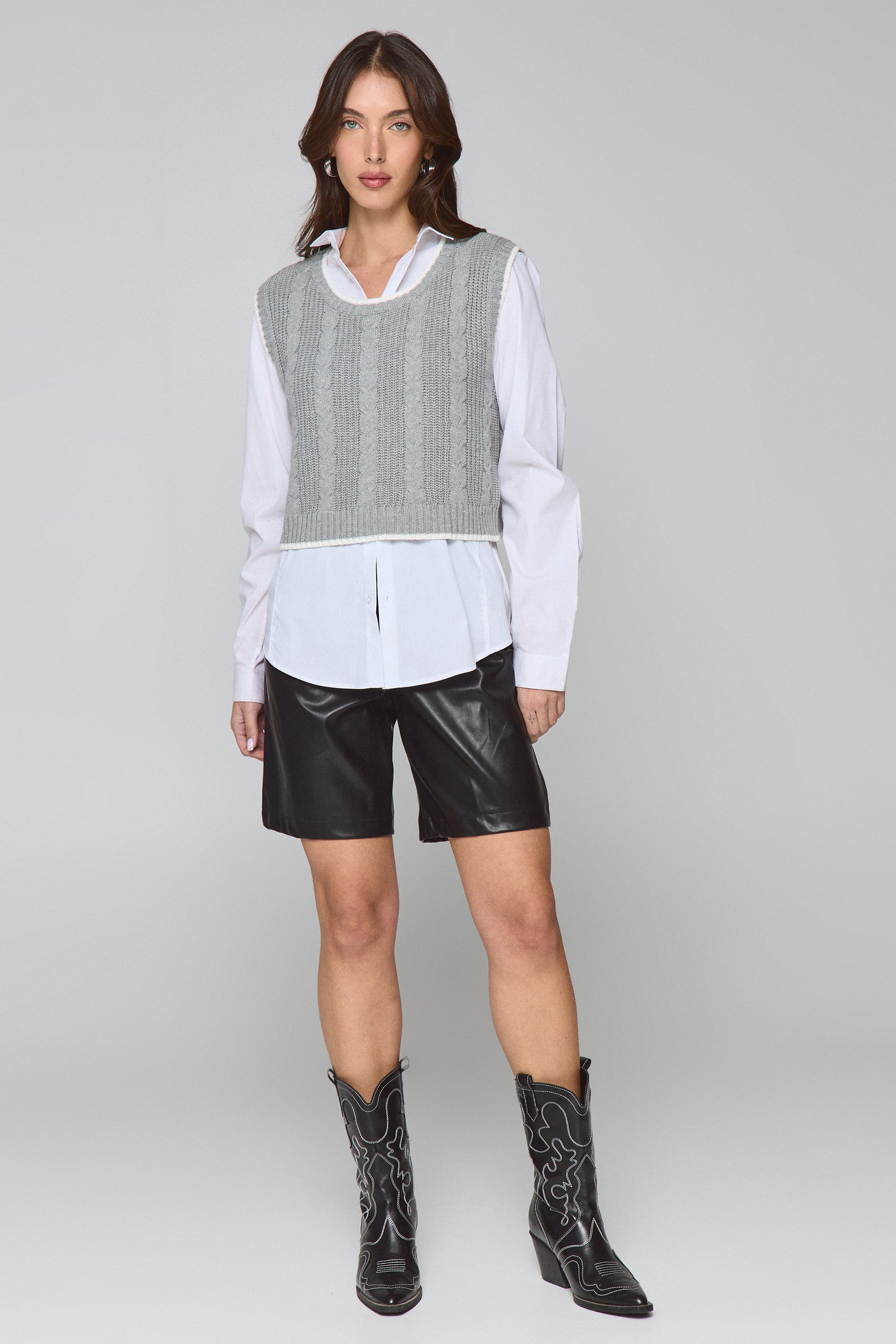 אפודה סרוגה