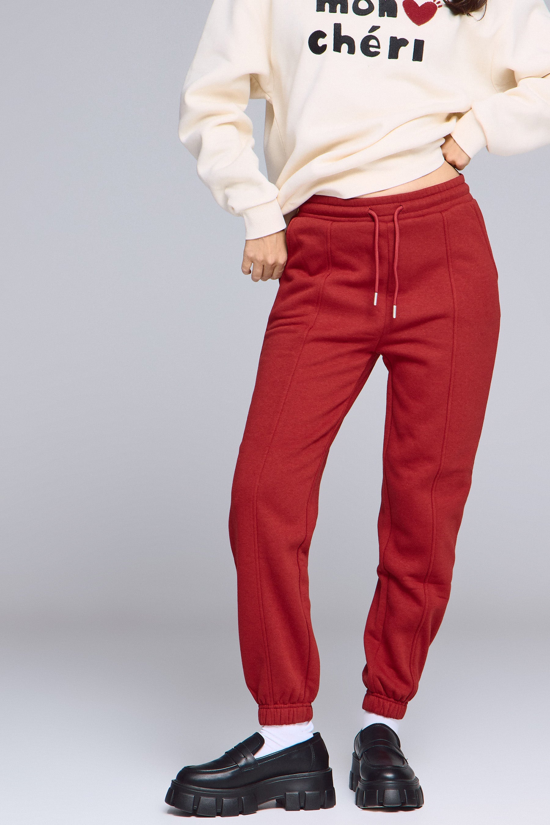 מכנסיים טרנינג פרומו נירוונים