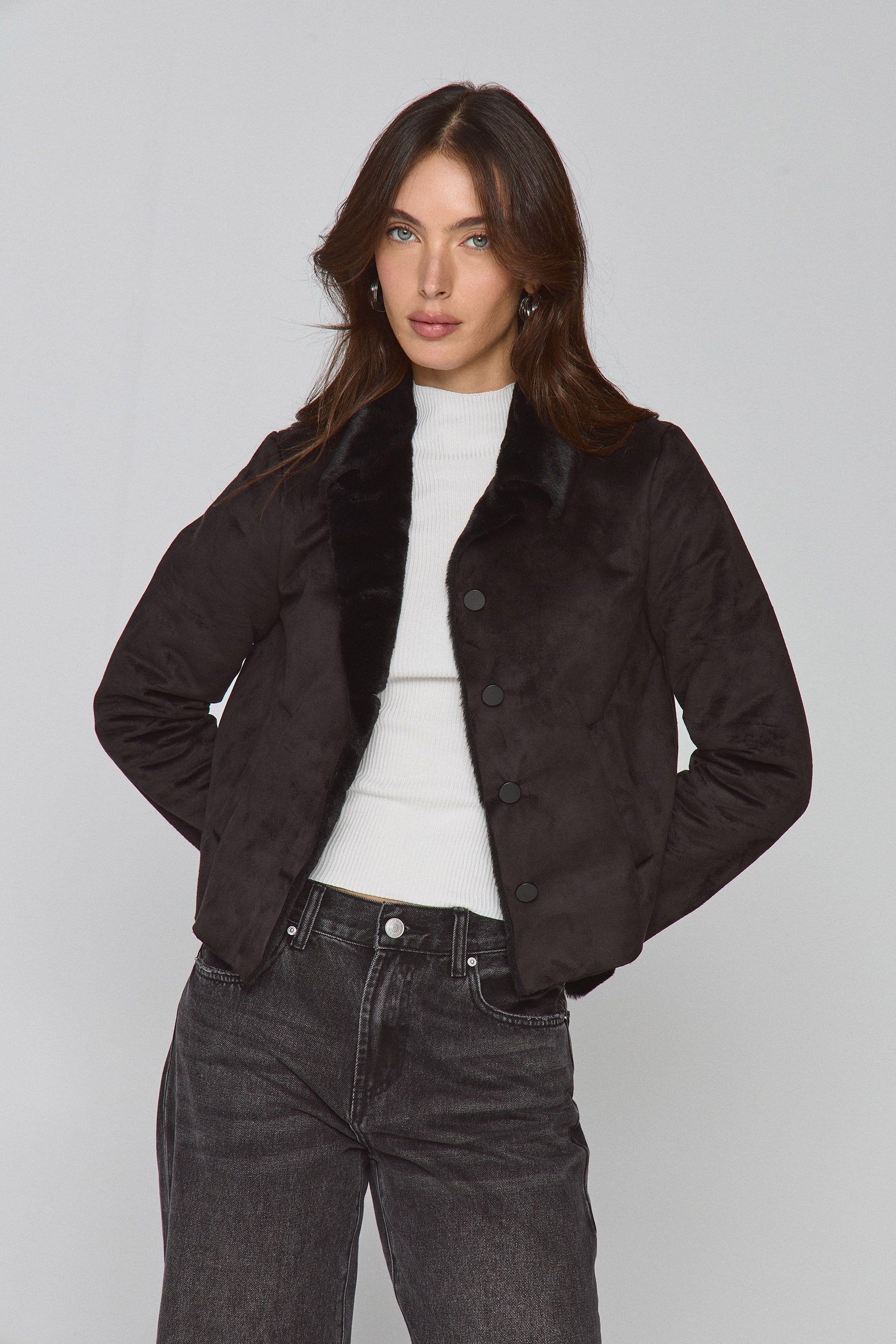 מעיל צמר עם פרווה