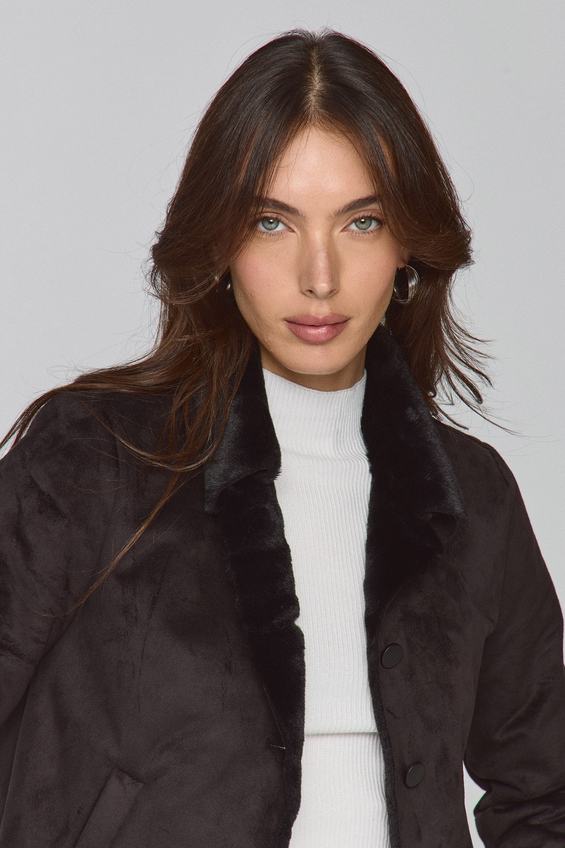 מעיל צמר עם פרווה