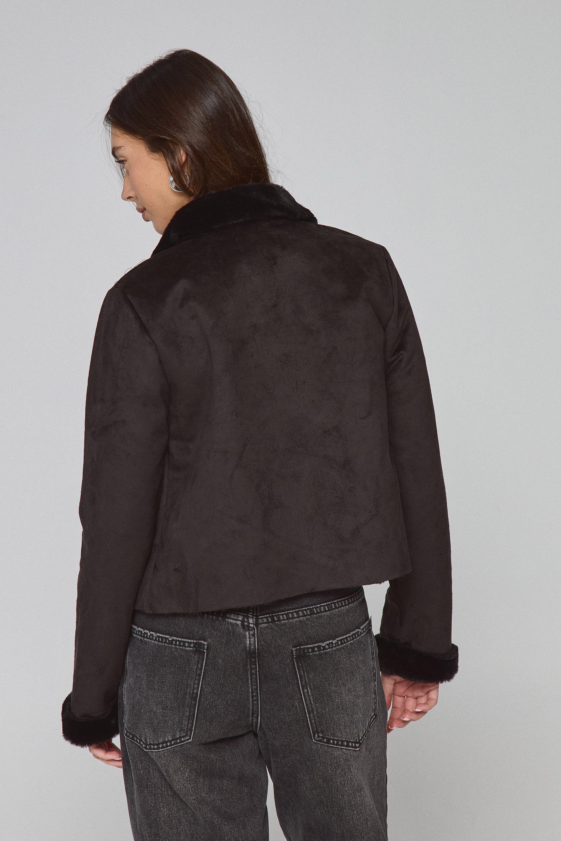 מעיל צמר עם פרווה