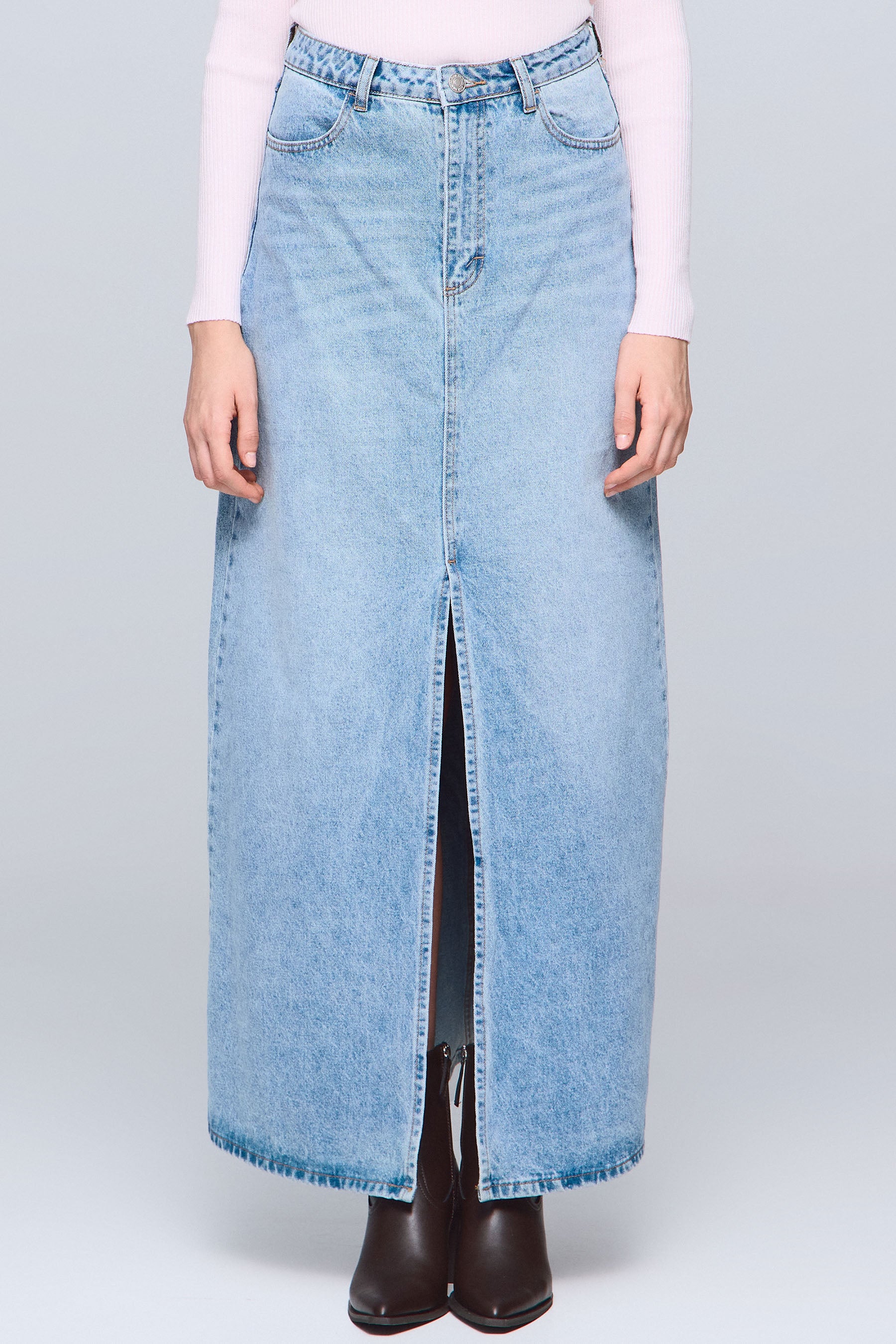 חצאית ג'ינס משופשפת