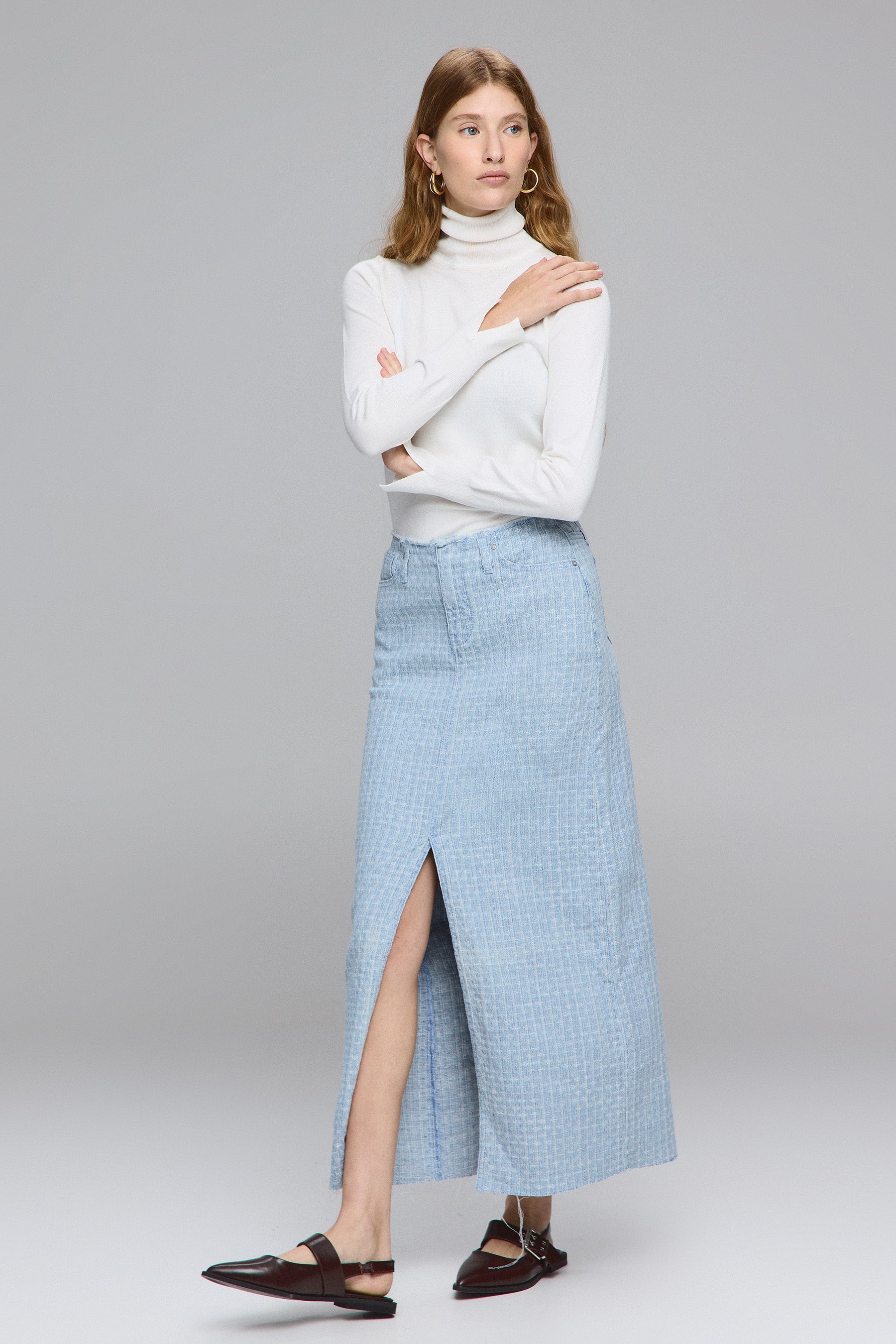 חצאית פרומה טקסטורה