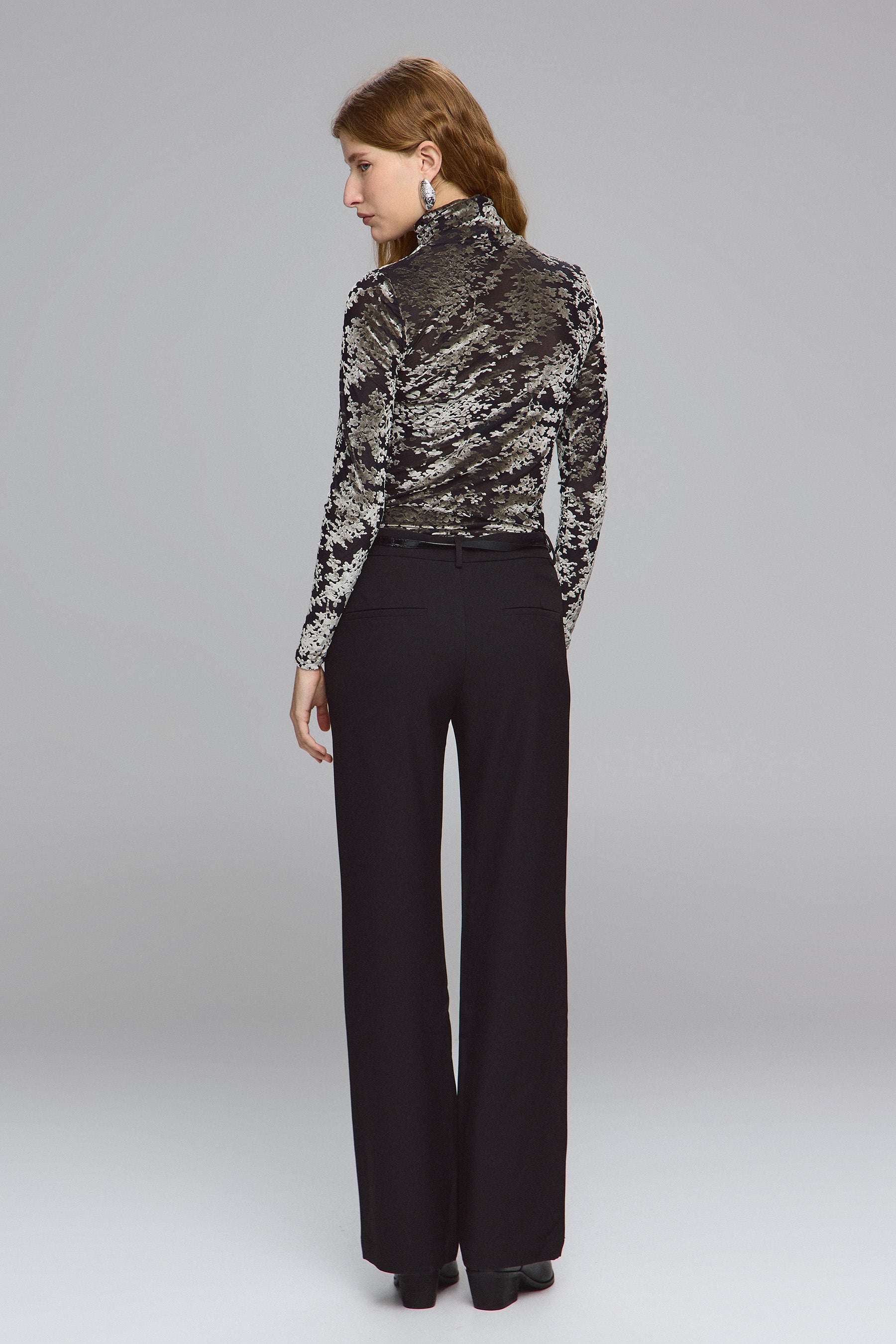 מכנסיים מחוייטים עם חגורה סט