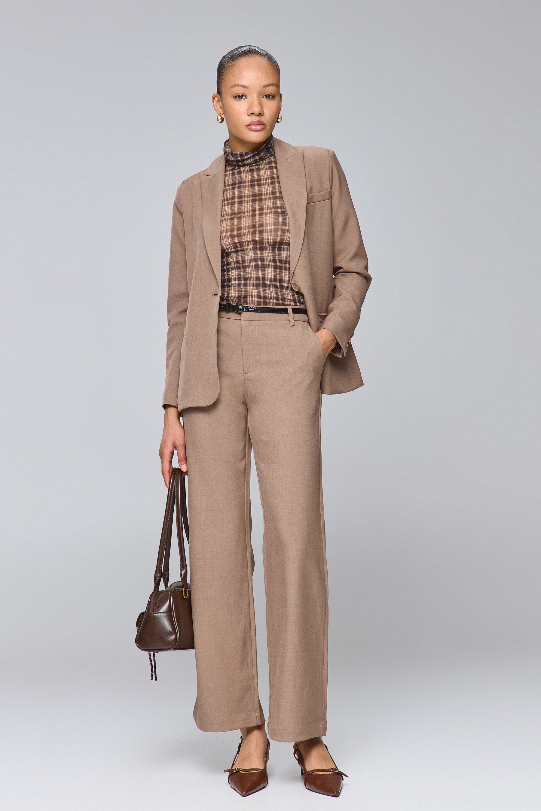 מכנסיים מחוייטים עם חגורה סט