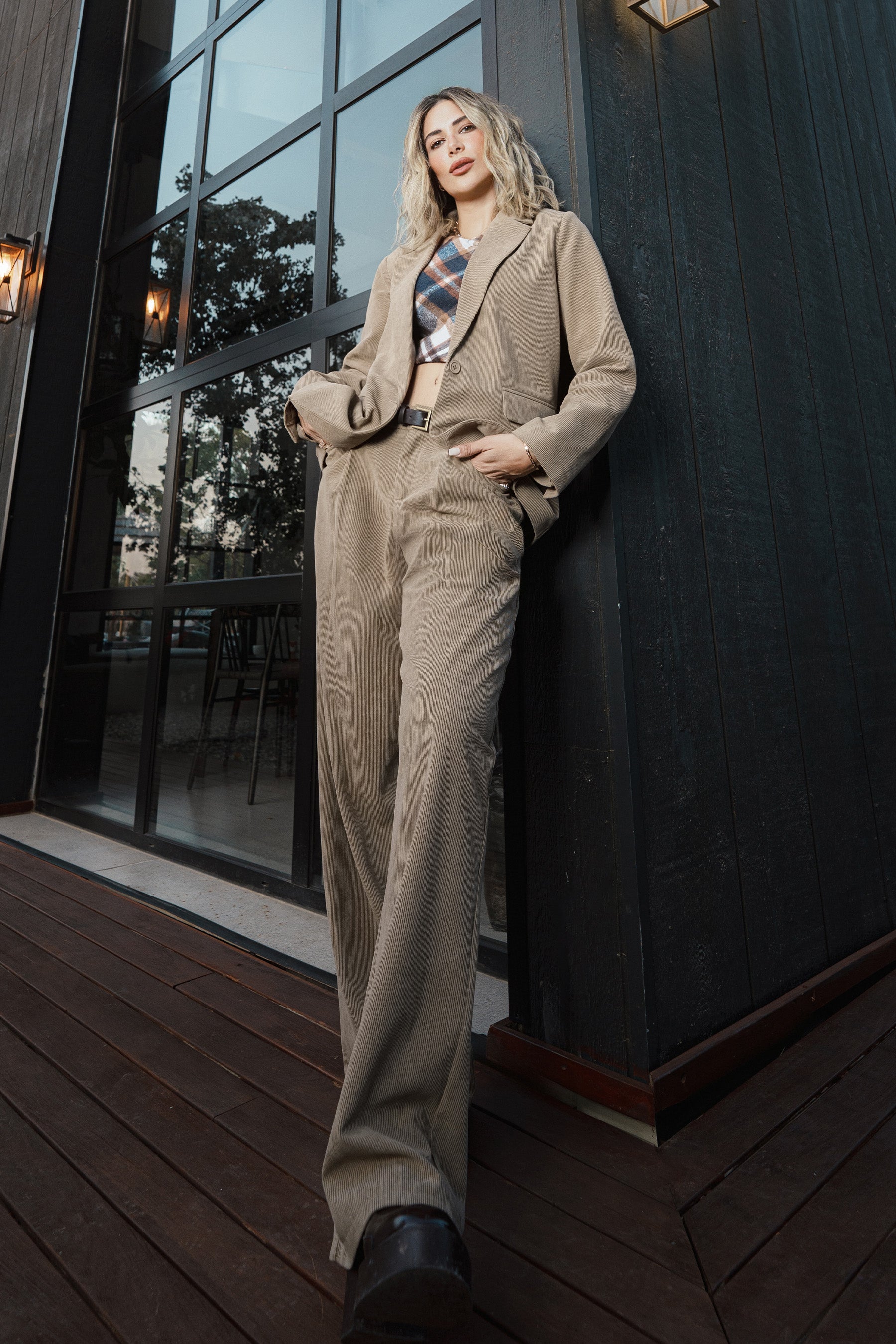 מכנס קורדרוי עם חגורה