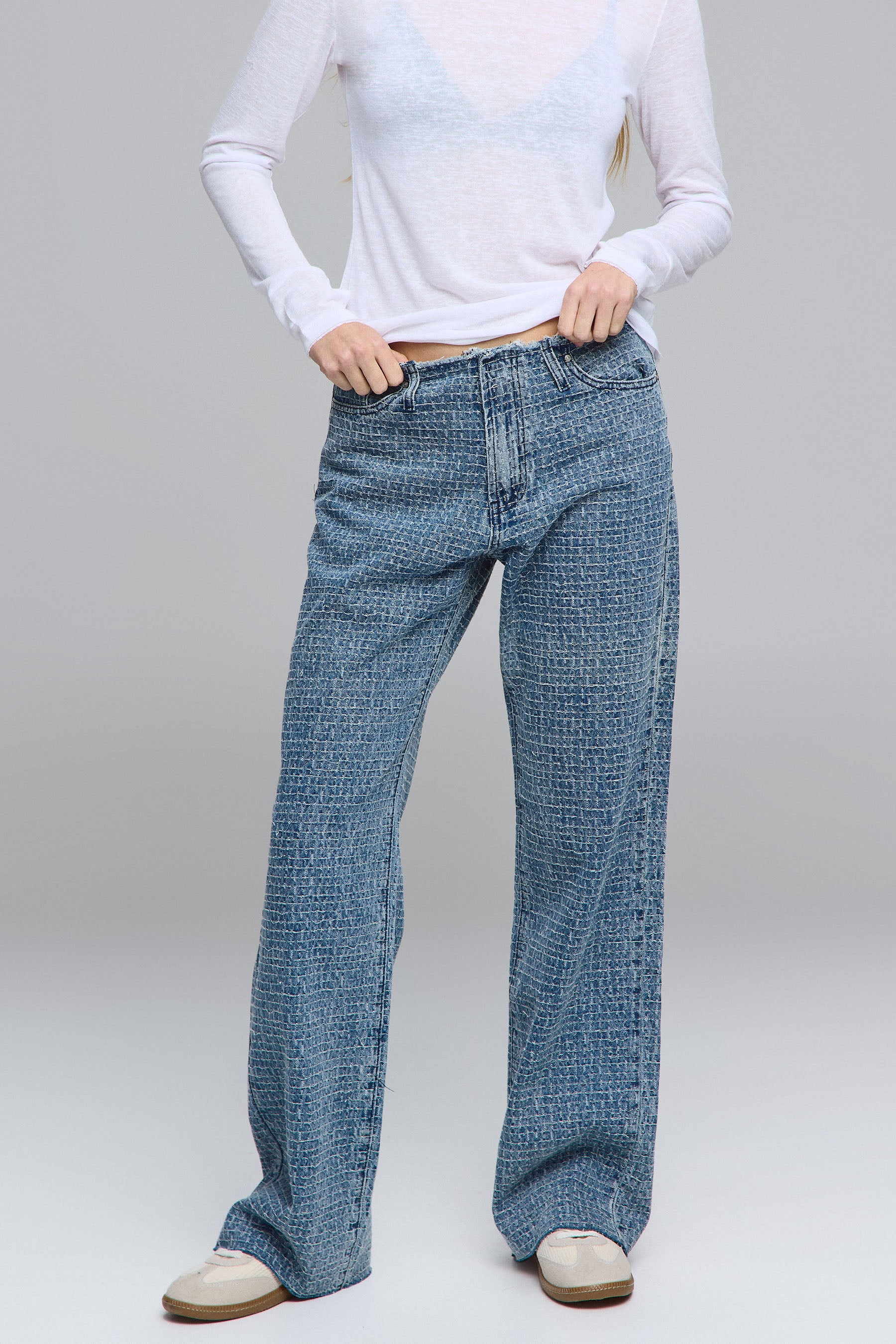 גינס טקסטורה