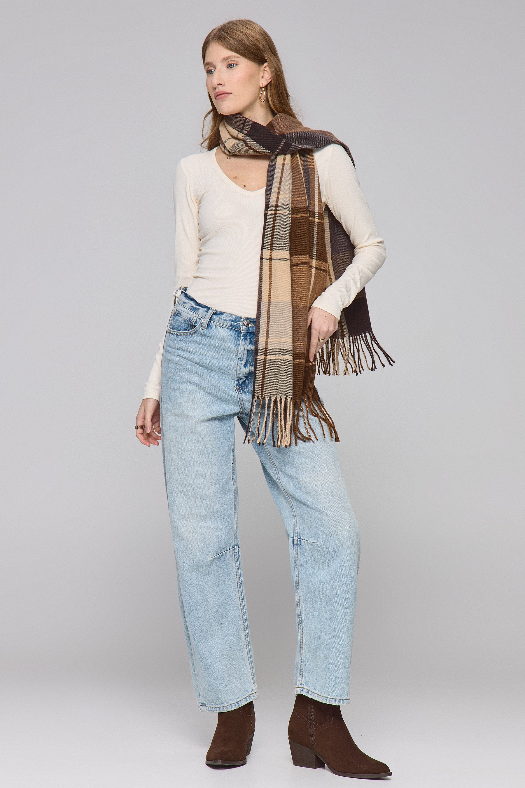 חולצת וי עמוק