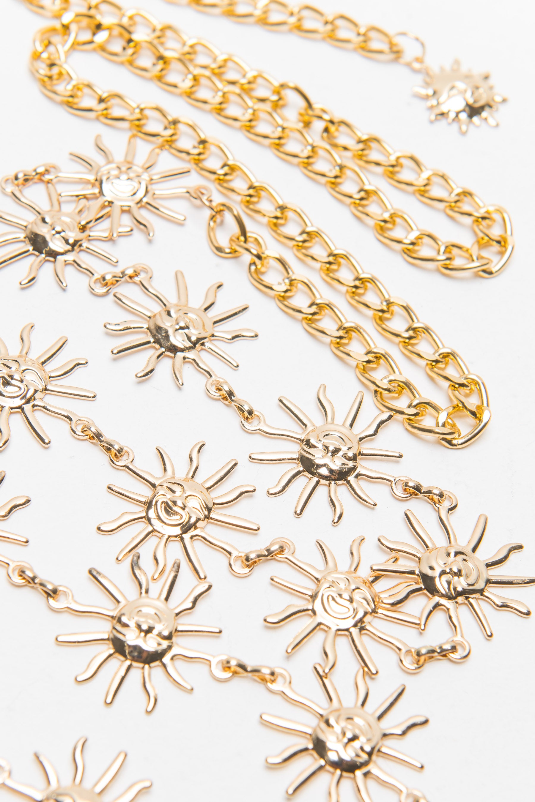 חגורת שרשרת מטאלית סאני