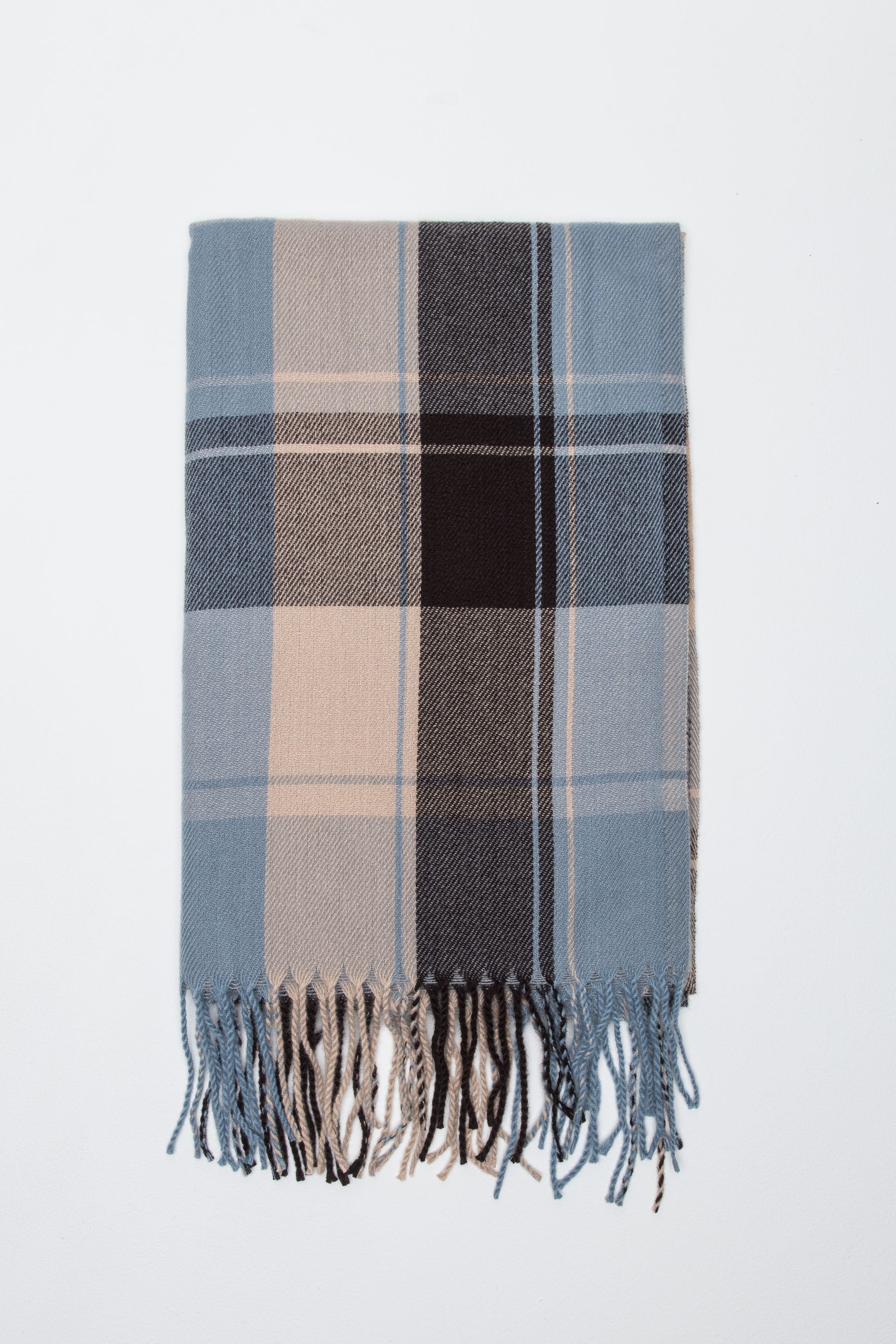 צעיף משבצות תכלת