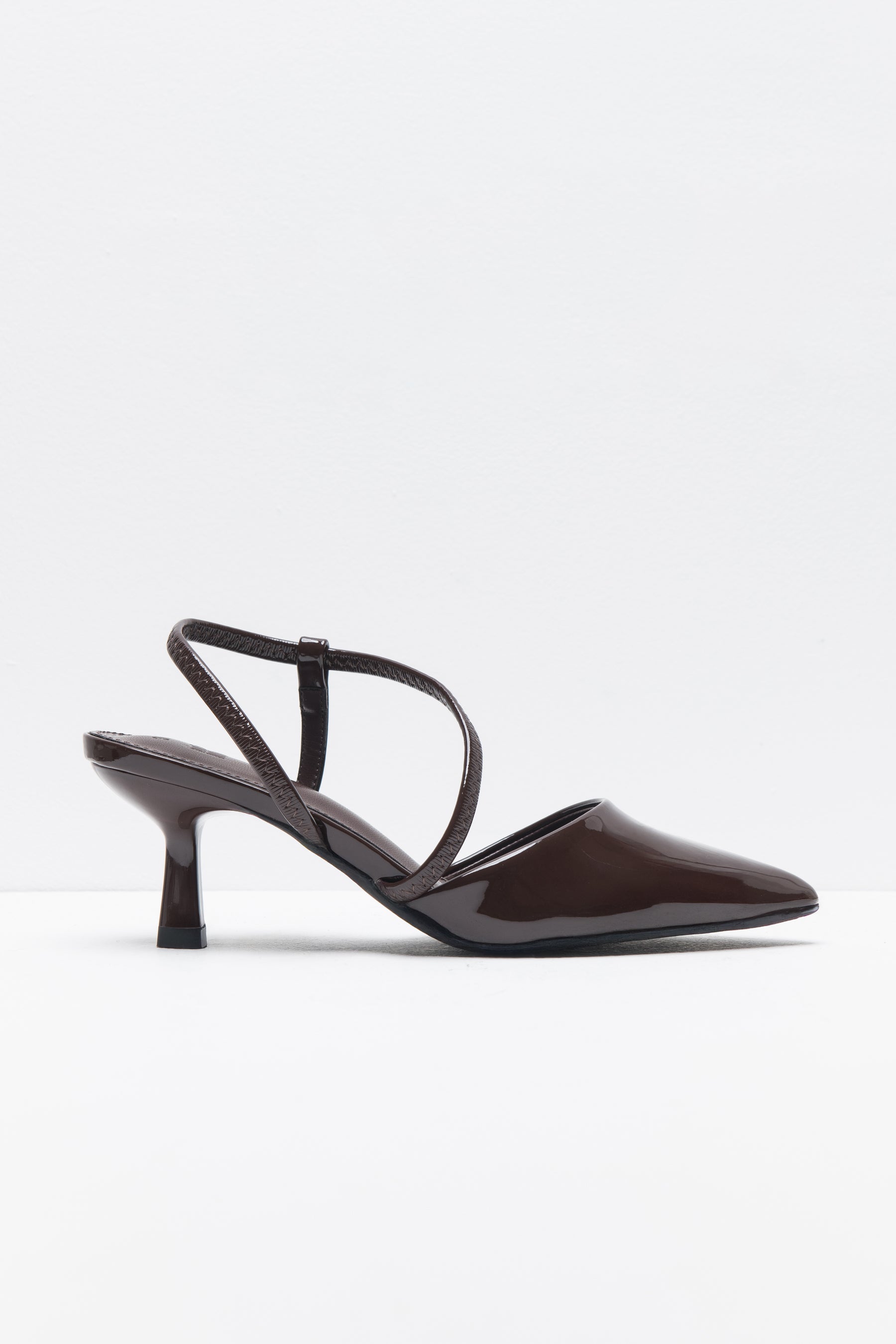 נעלי עקב ג'יזל