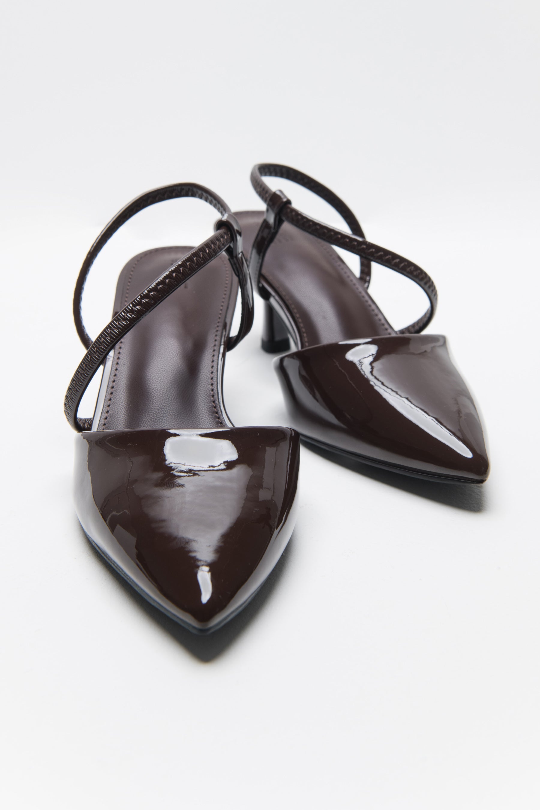 נעלי עקב ג'יזל