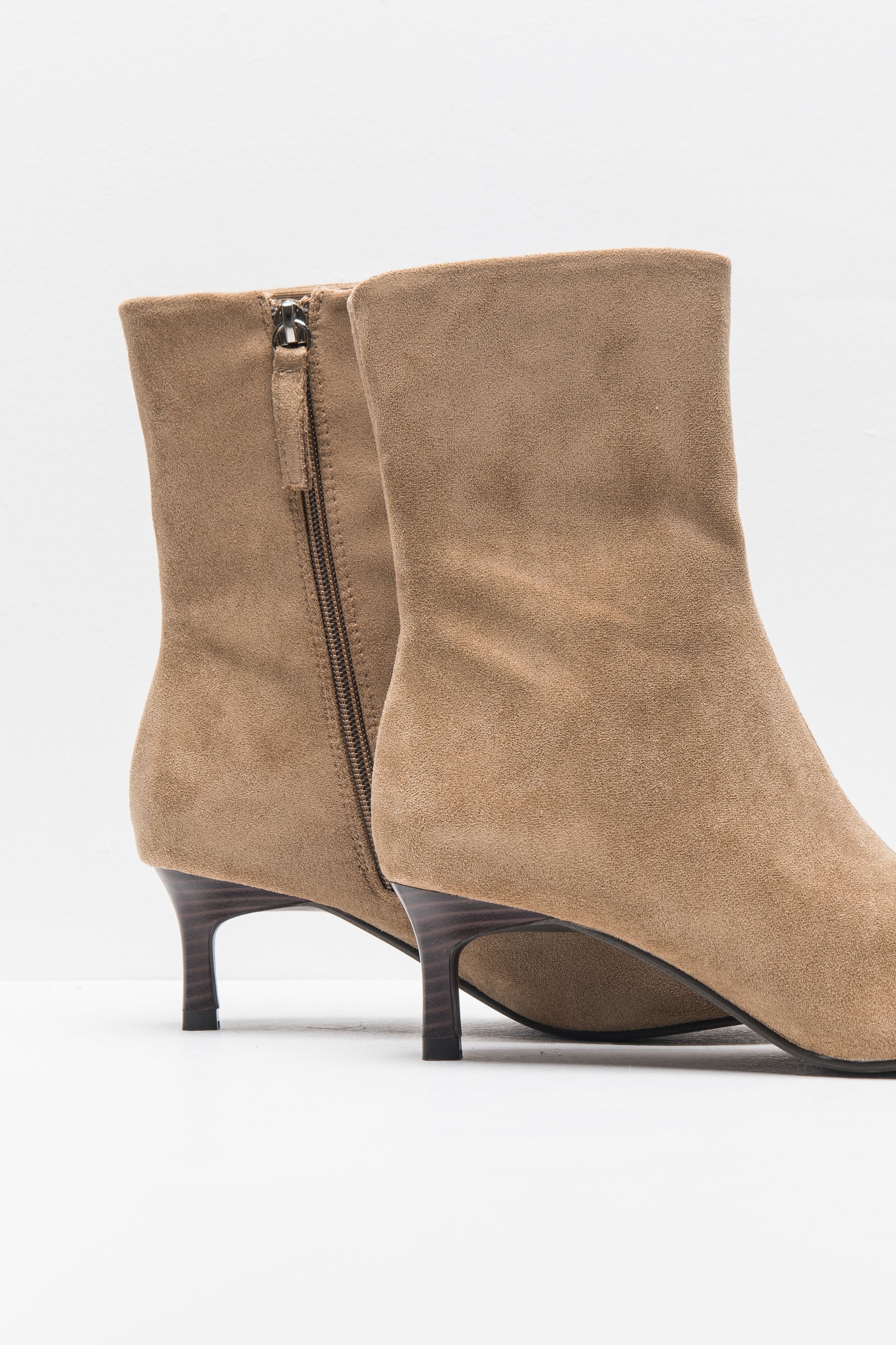 מגפוני קלוד