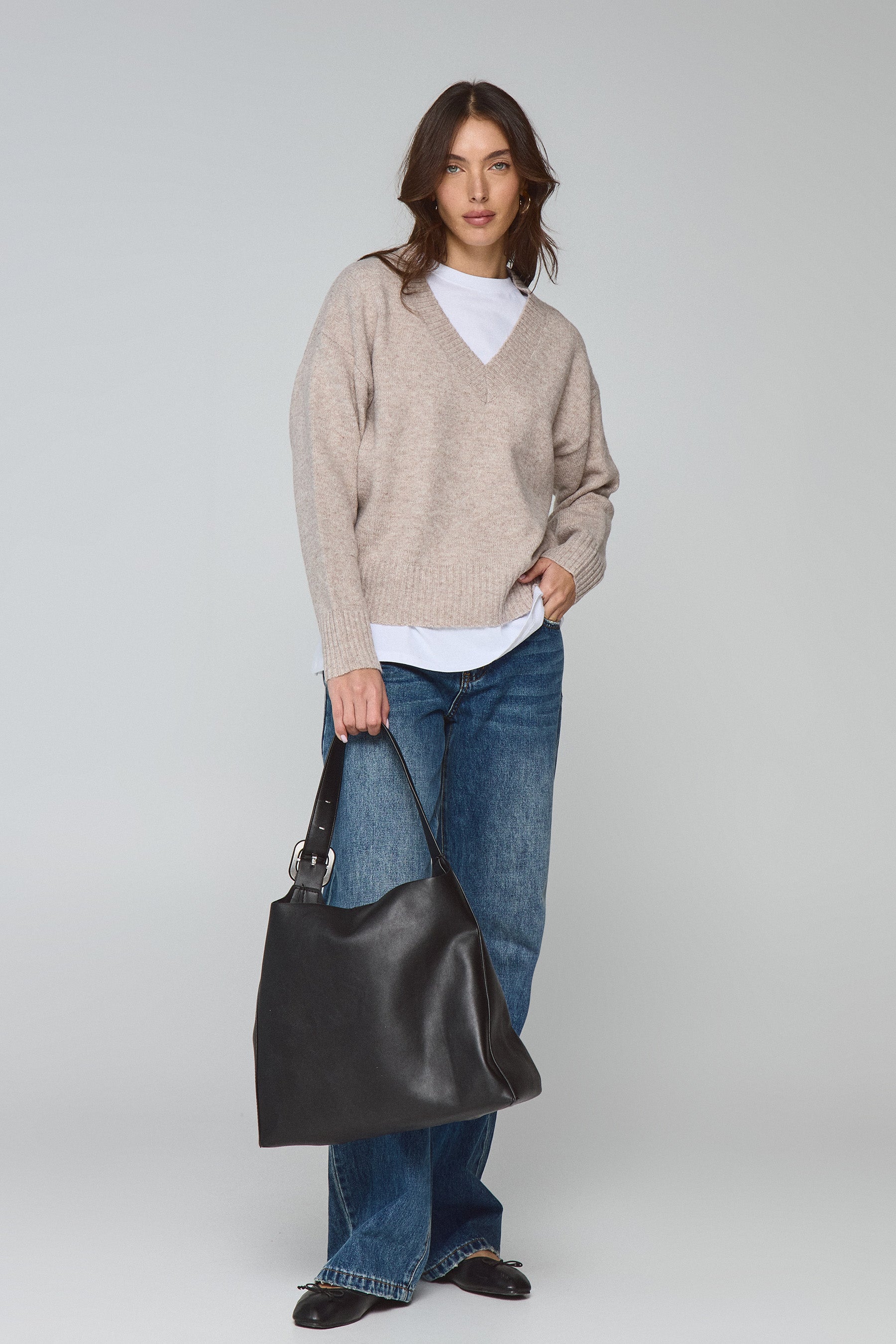 סריג עבה וי