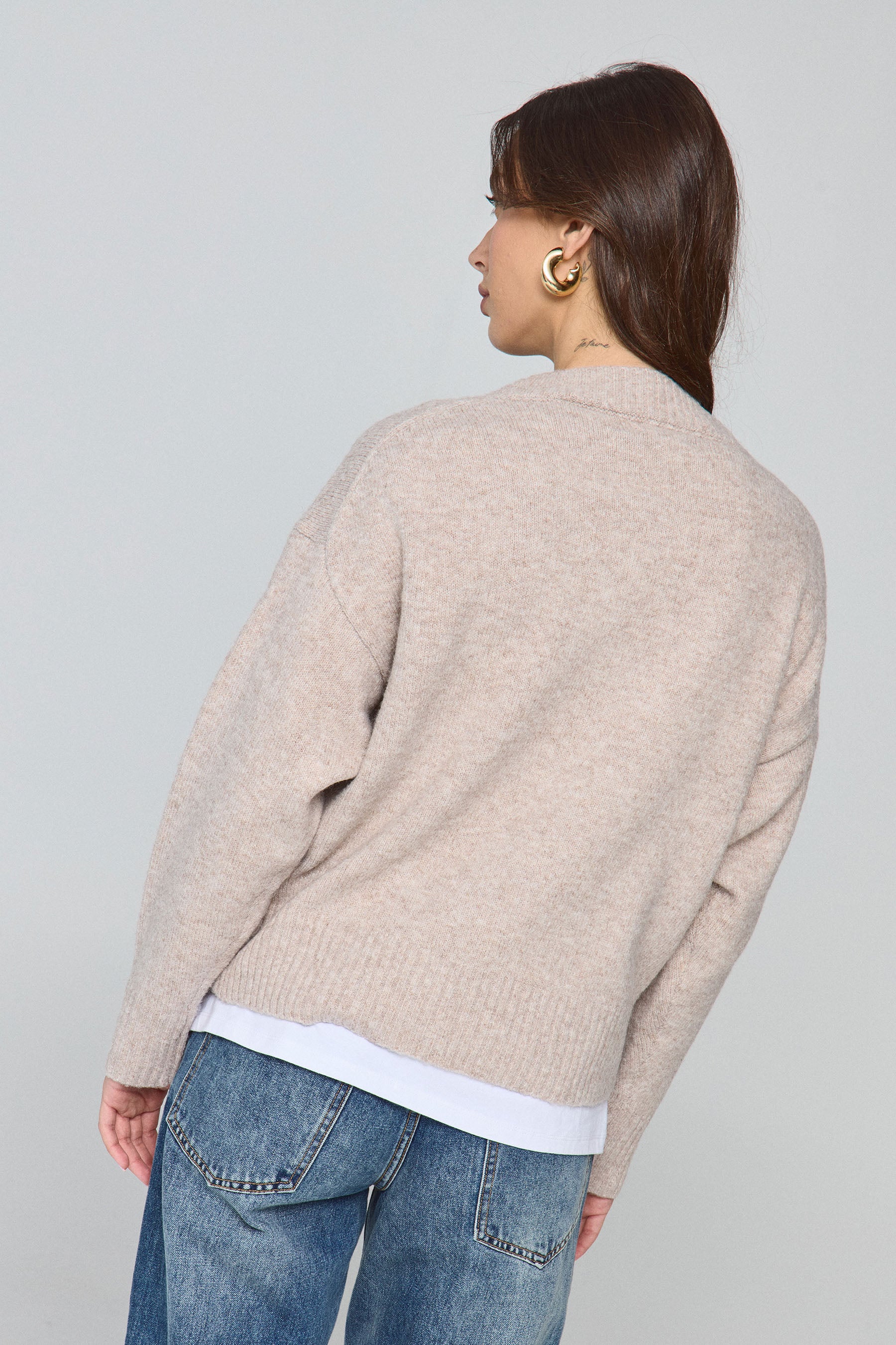 סריג עבה וי