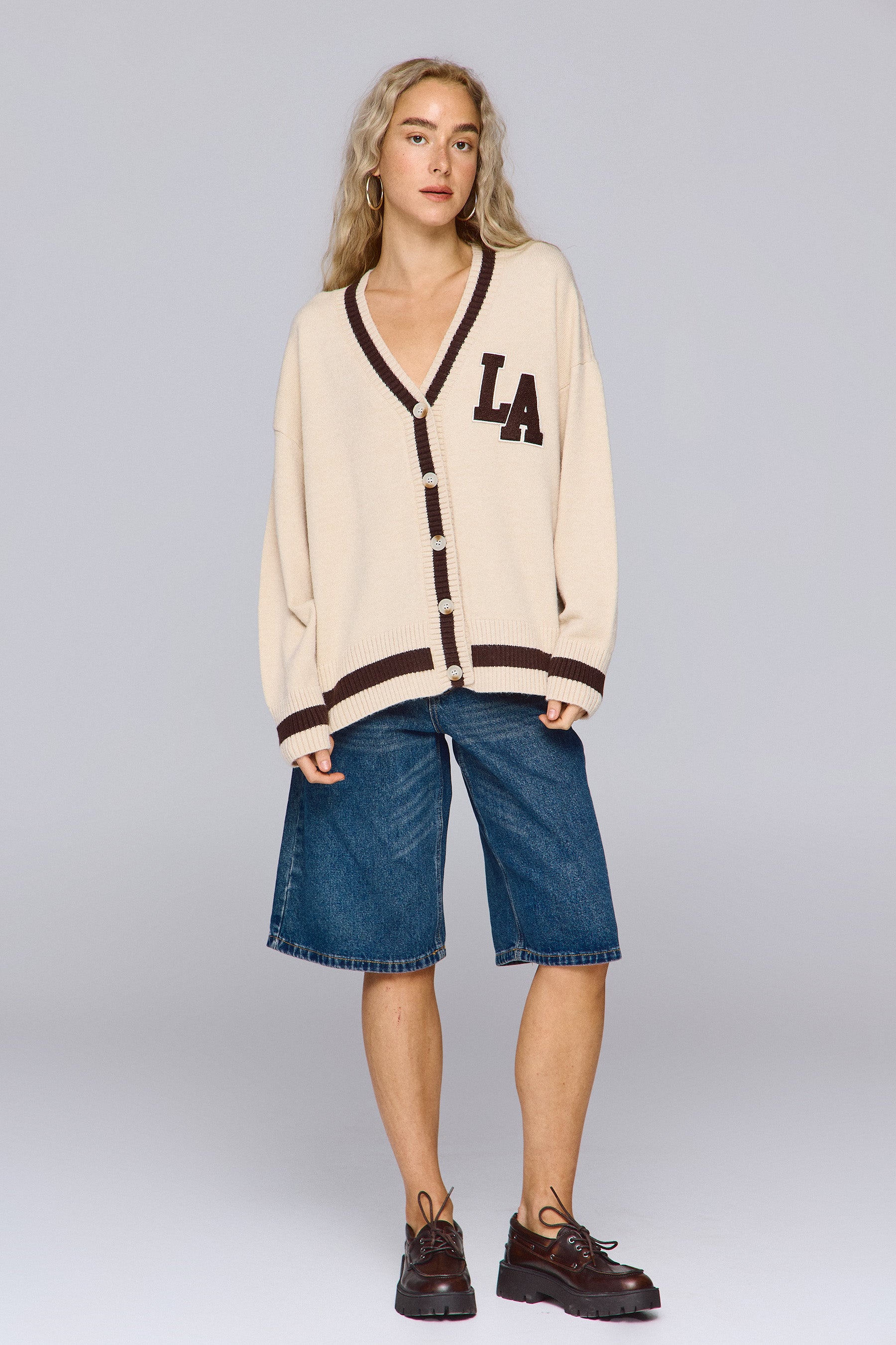 LA סריג קרדיגן