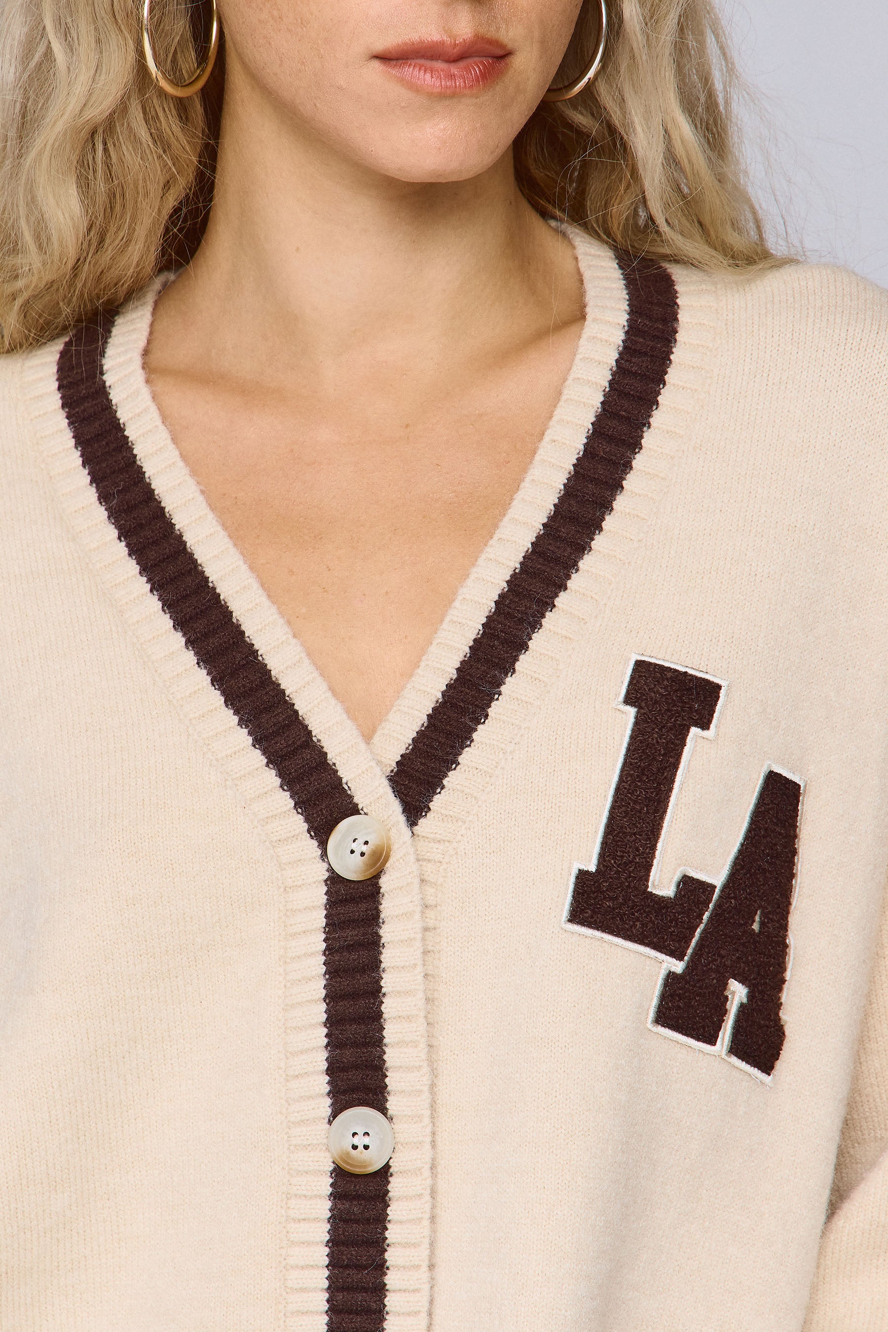 LA סריג קרדיגן