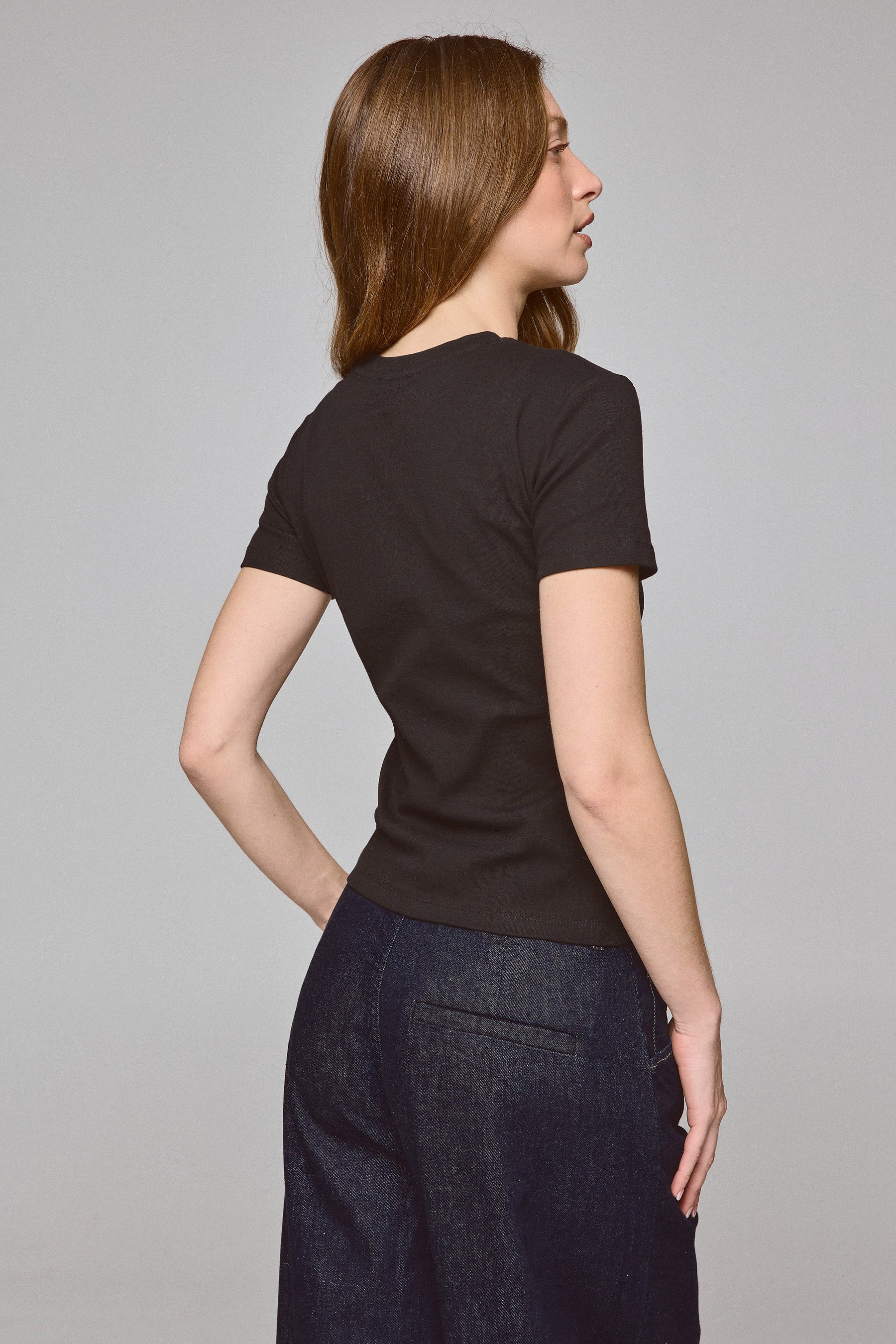 לירון שרוול קצר