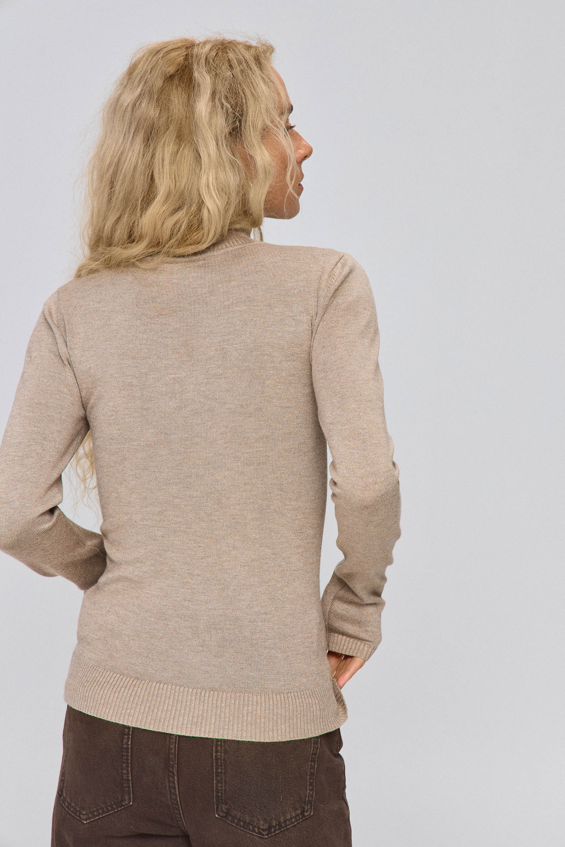 סריג חצי גולף פרומו