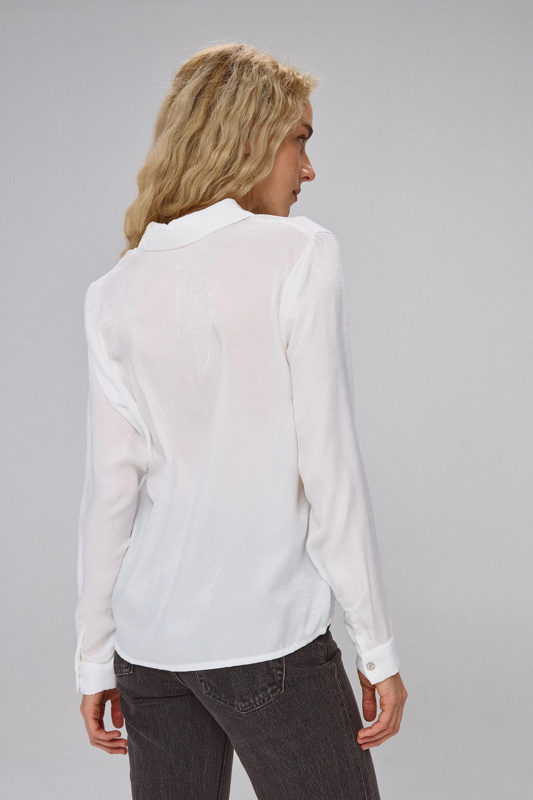 חולצה מכופתרת סאטן טקסטורה סט