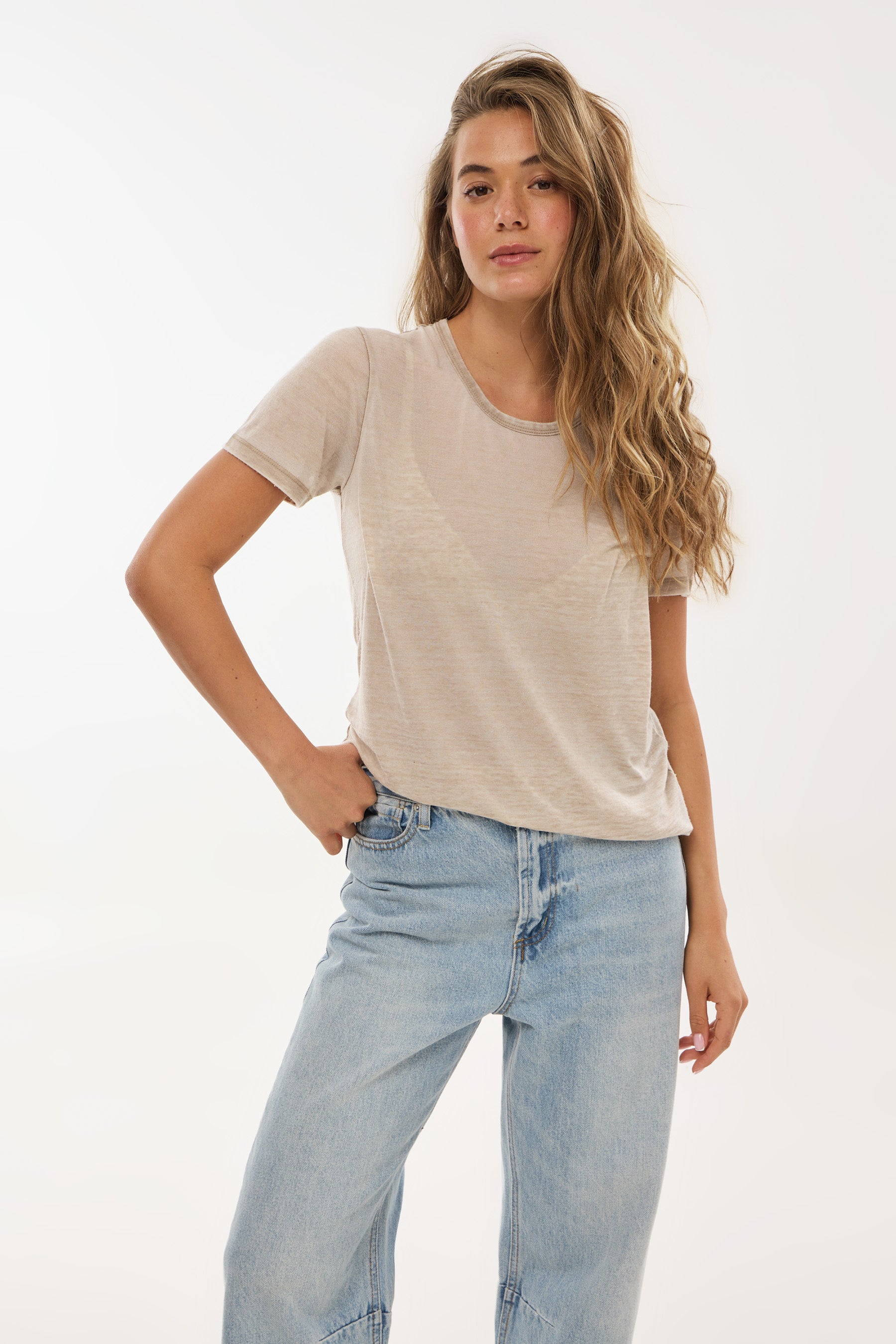 חולצה צרובה