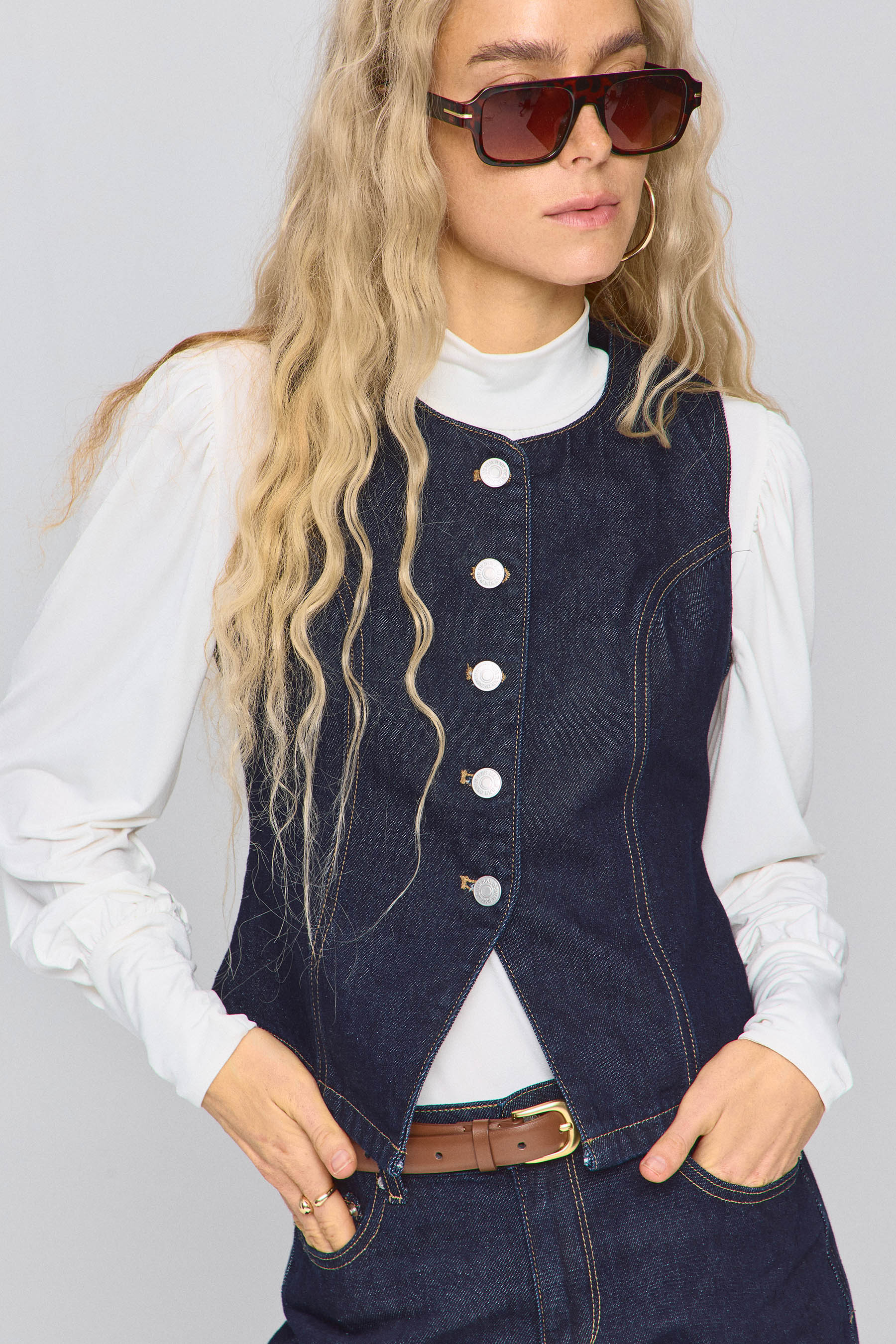 ווסט ג'ינס רו