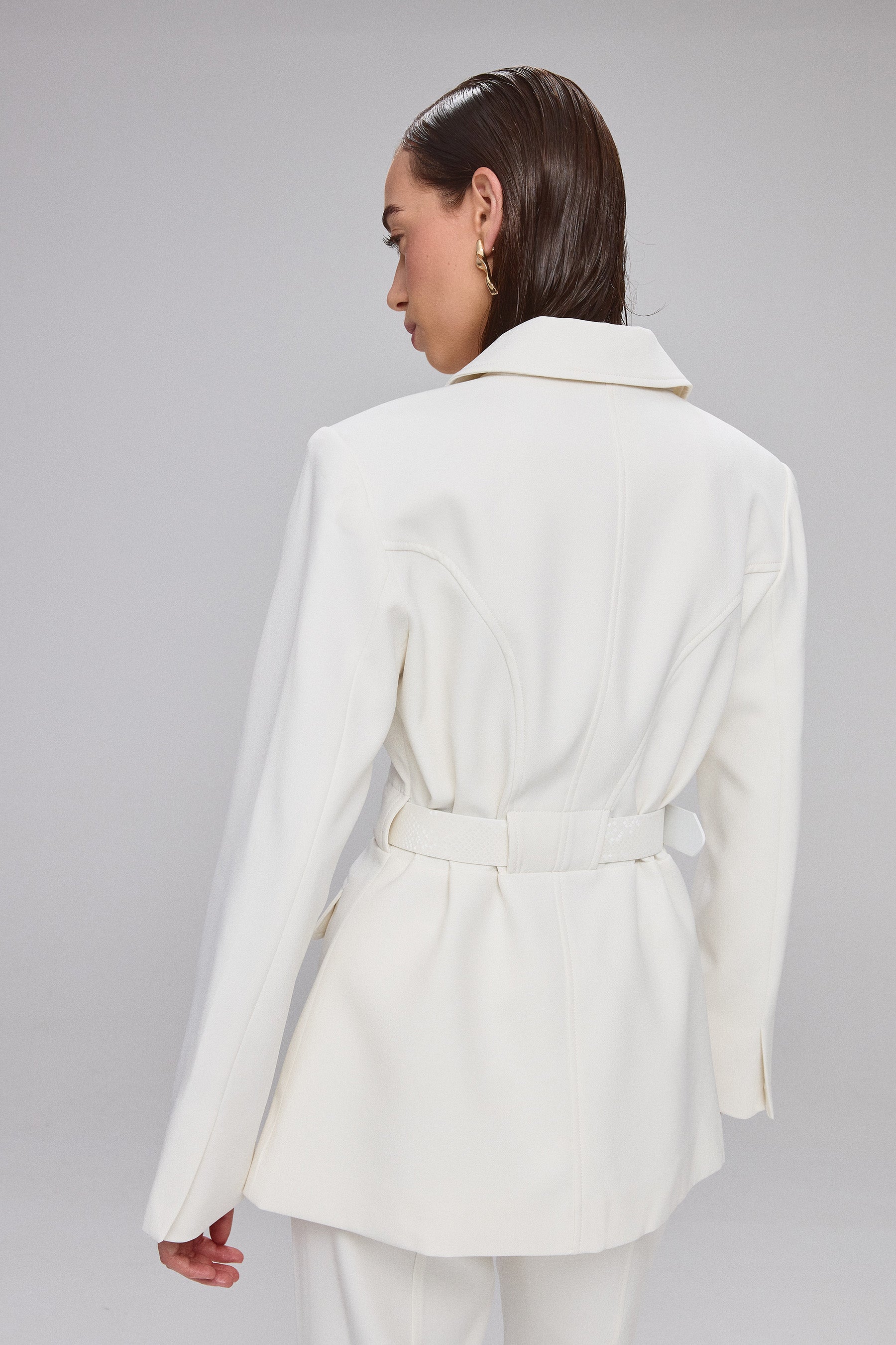 ג'קט מחוייט עם חגורה סט