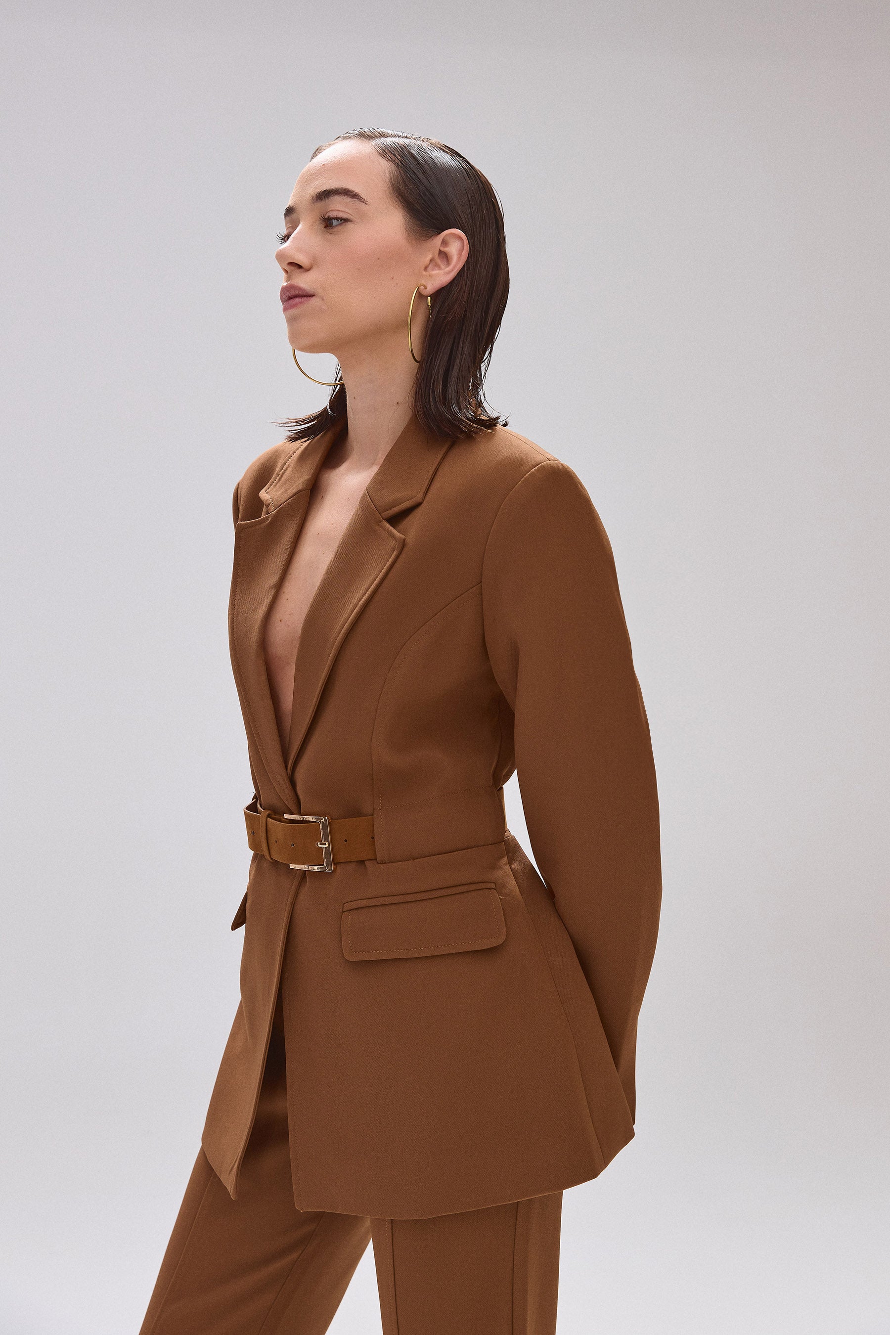 ג'קט מחוייט עם חגורה סט